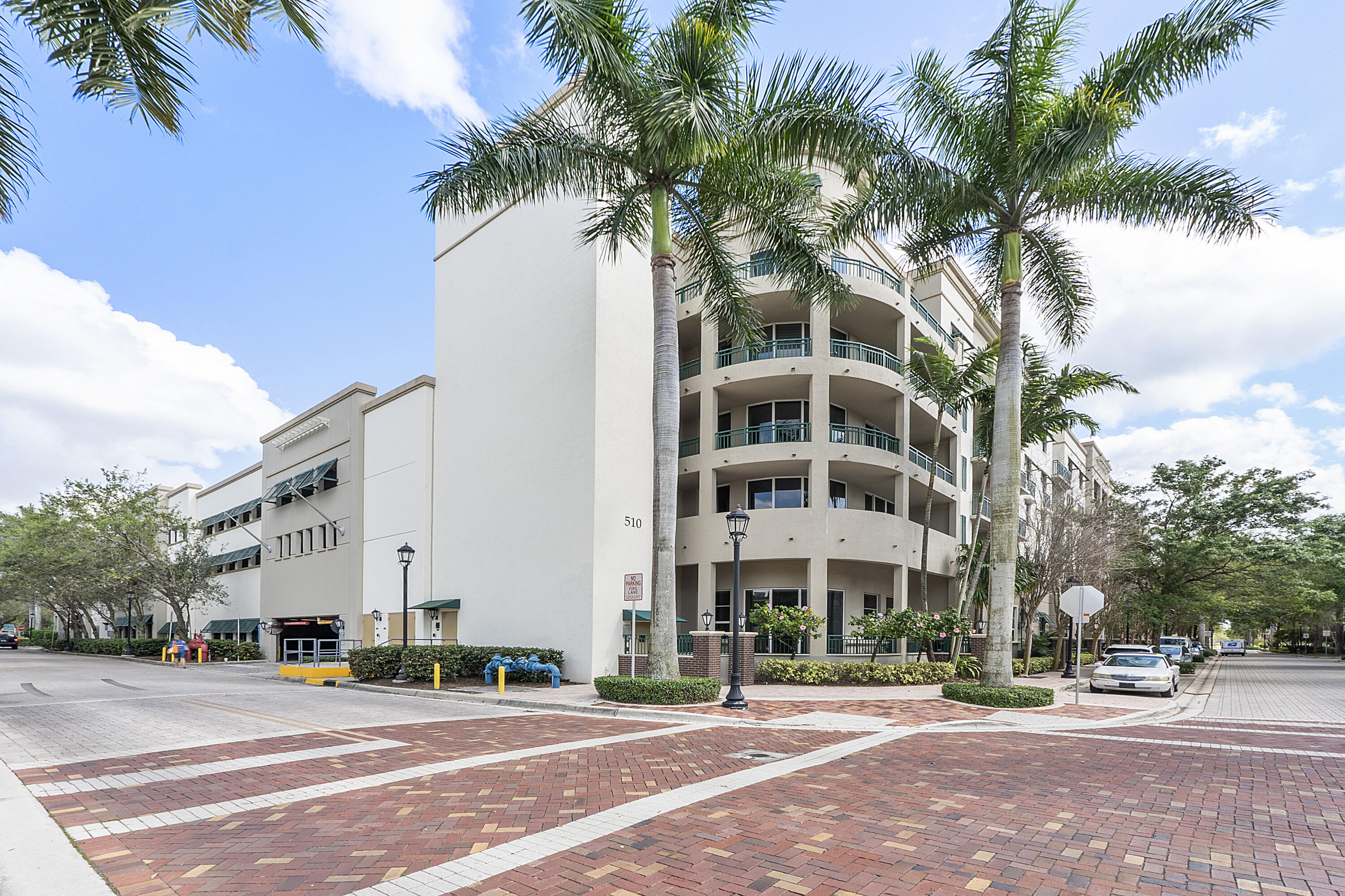 VERANDA CONDO - Residential