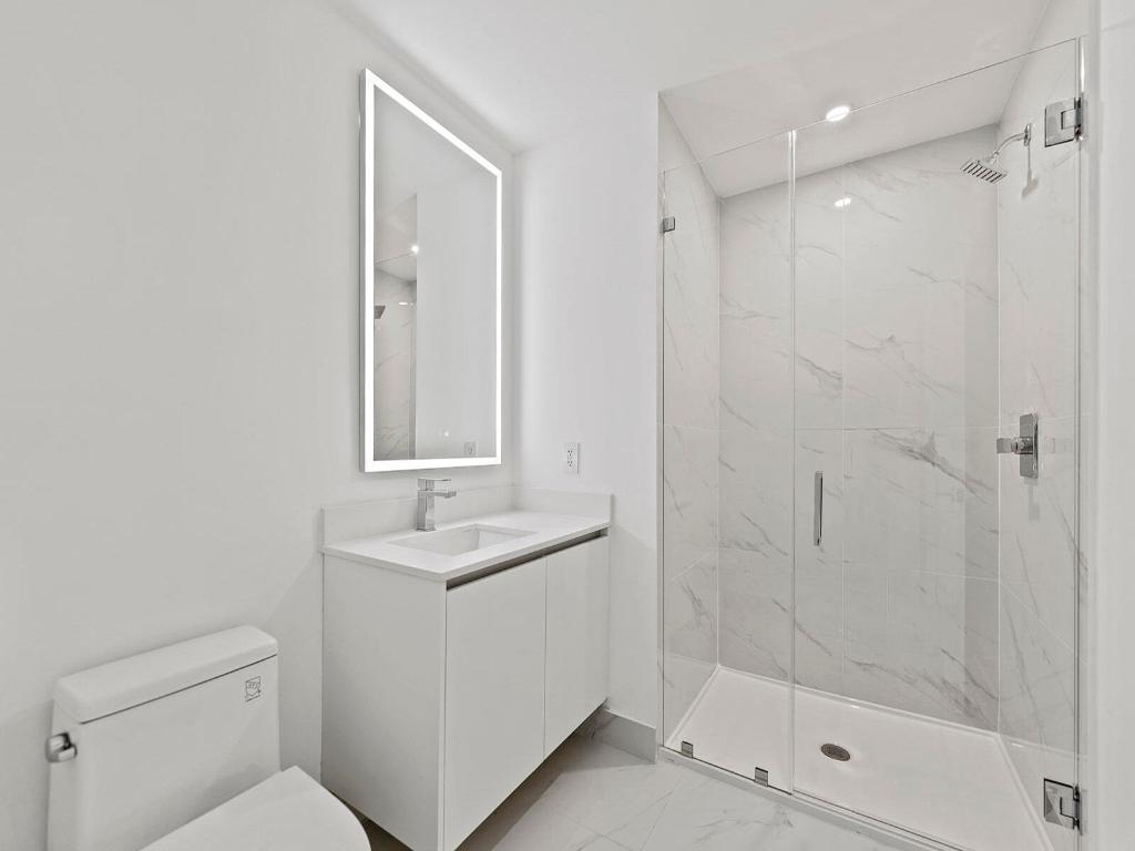 BAY BREEZE - Residential