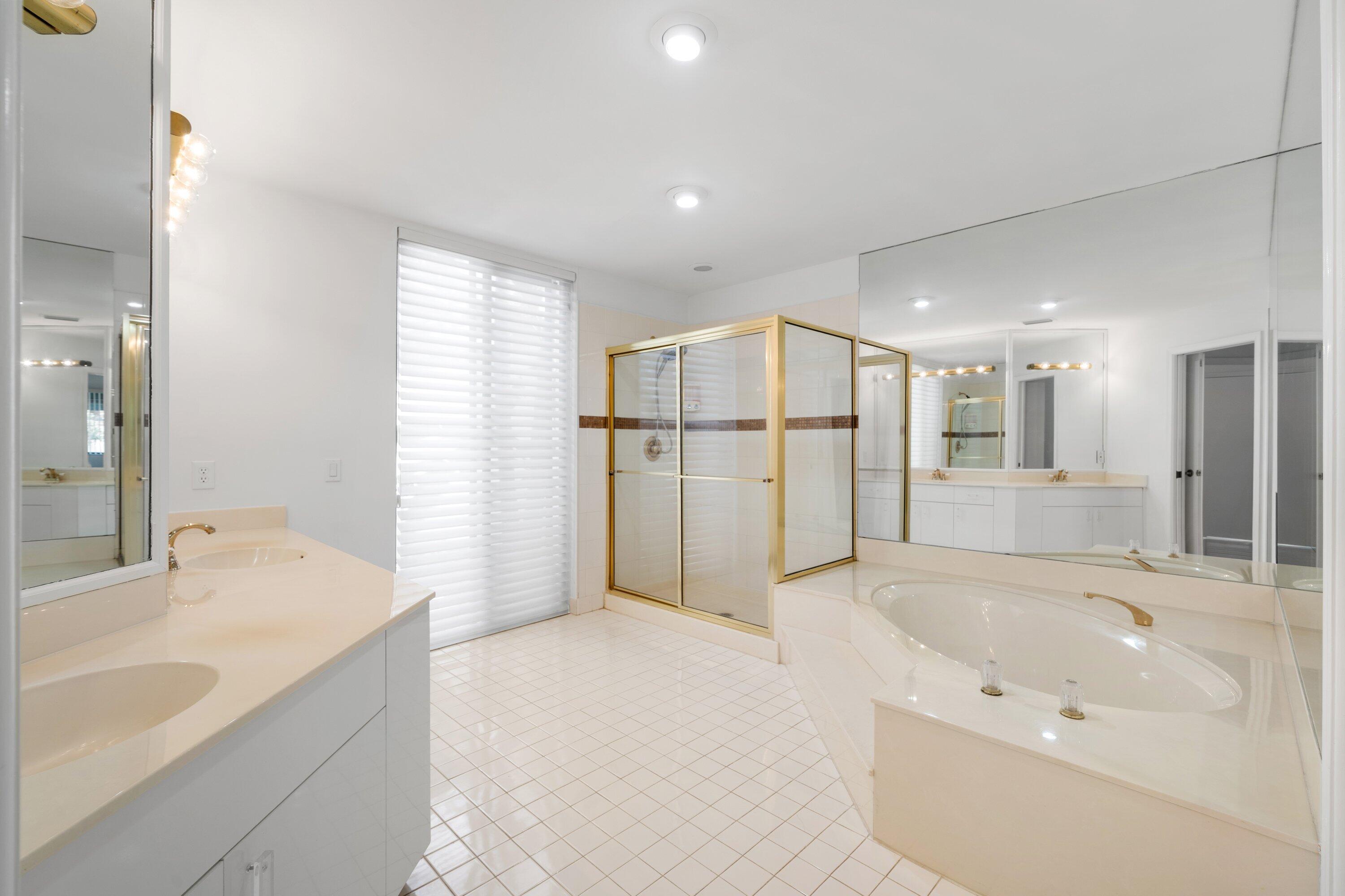 VILLA FLORA AT BOCA POINTE - Residential