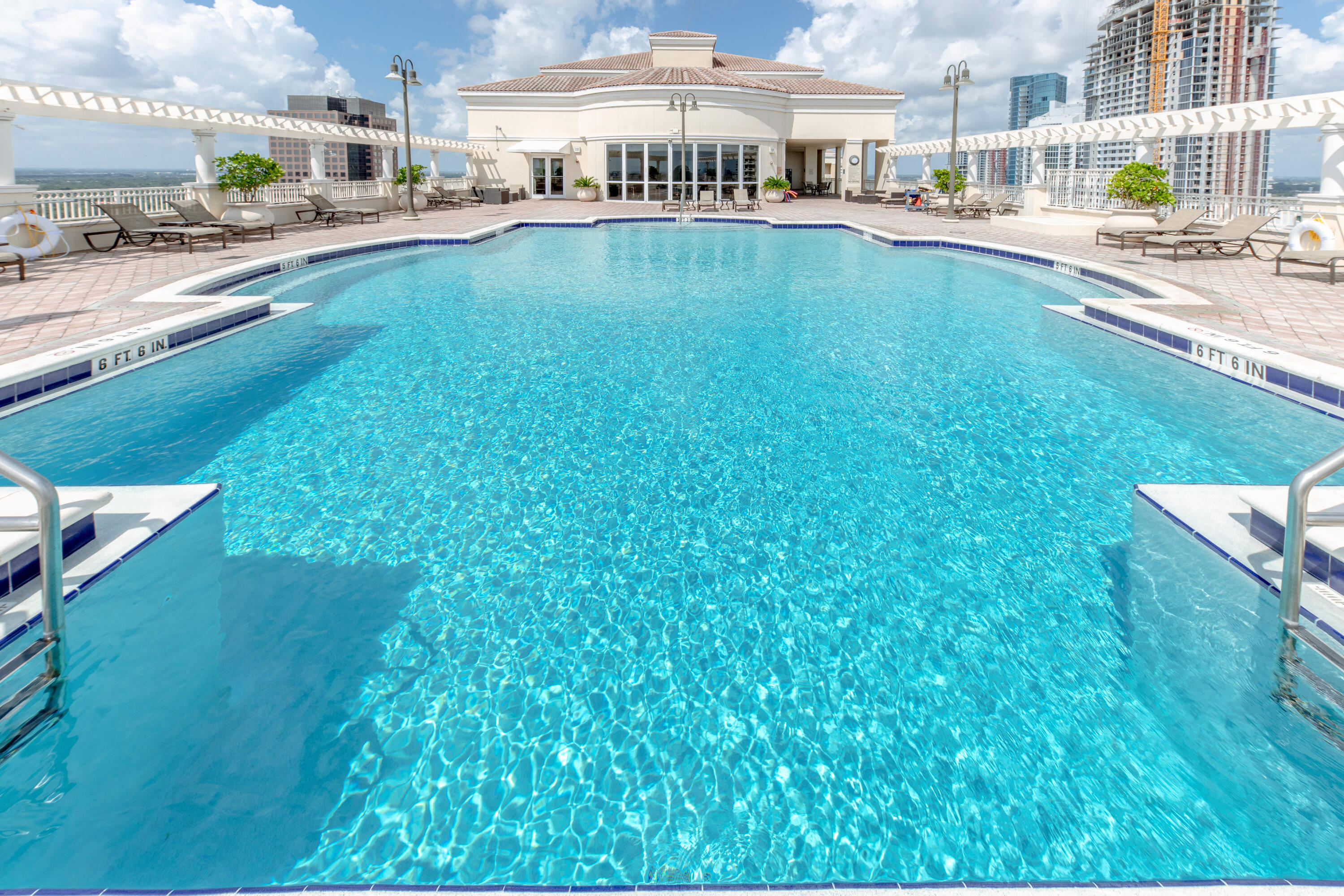 NURIVER LANDING CONDO - Residential