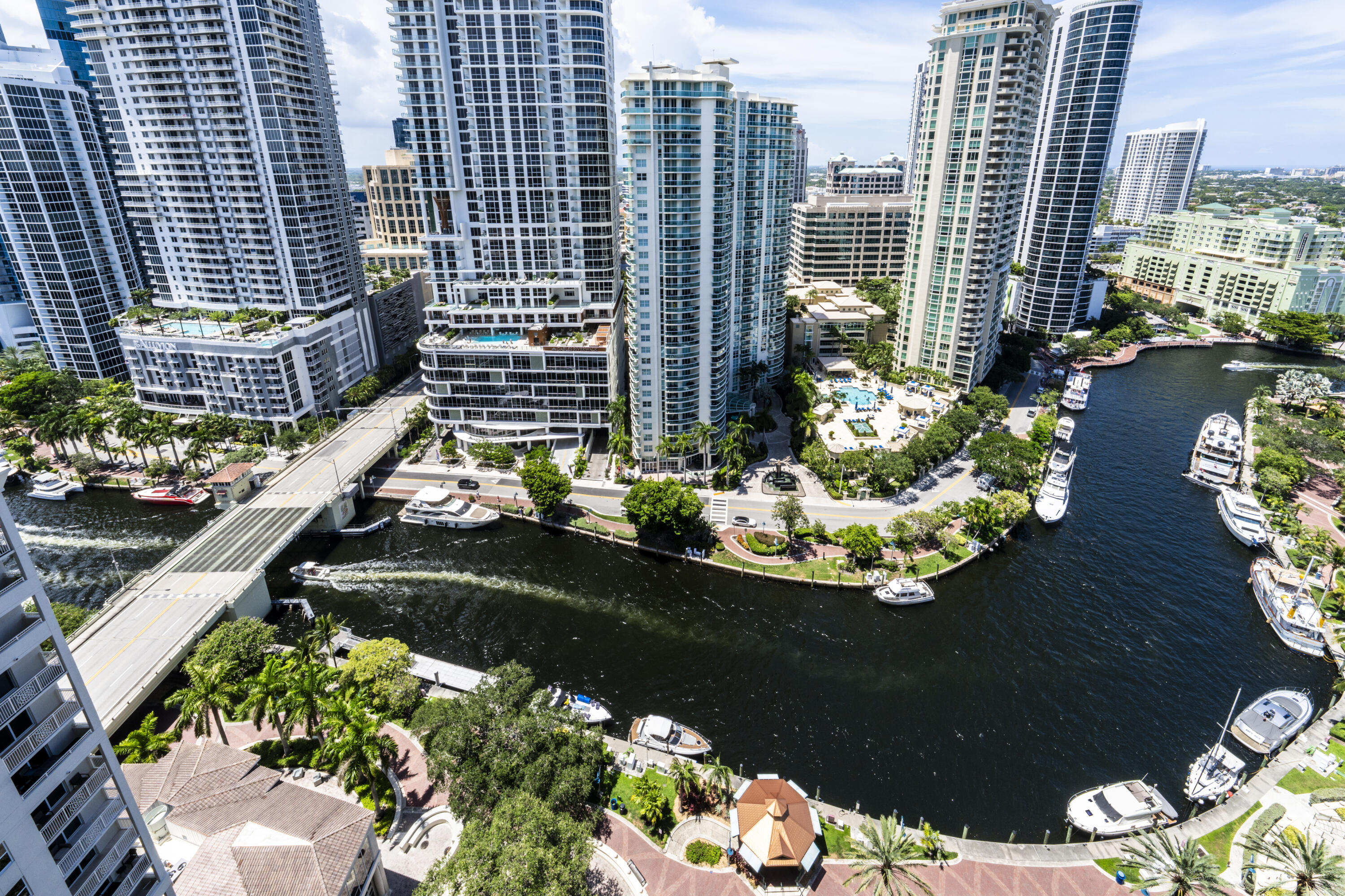 NURIVER LANDING CONDO - Residential