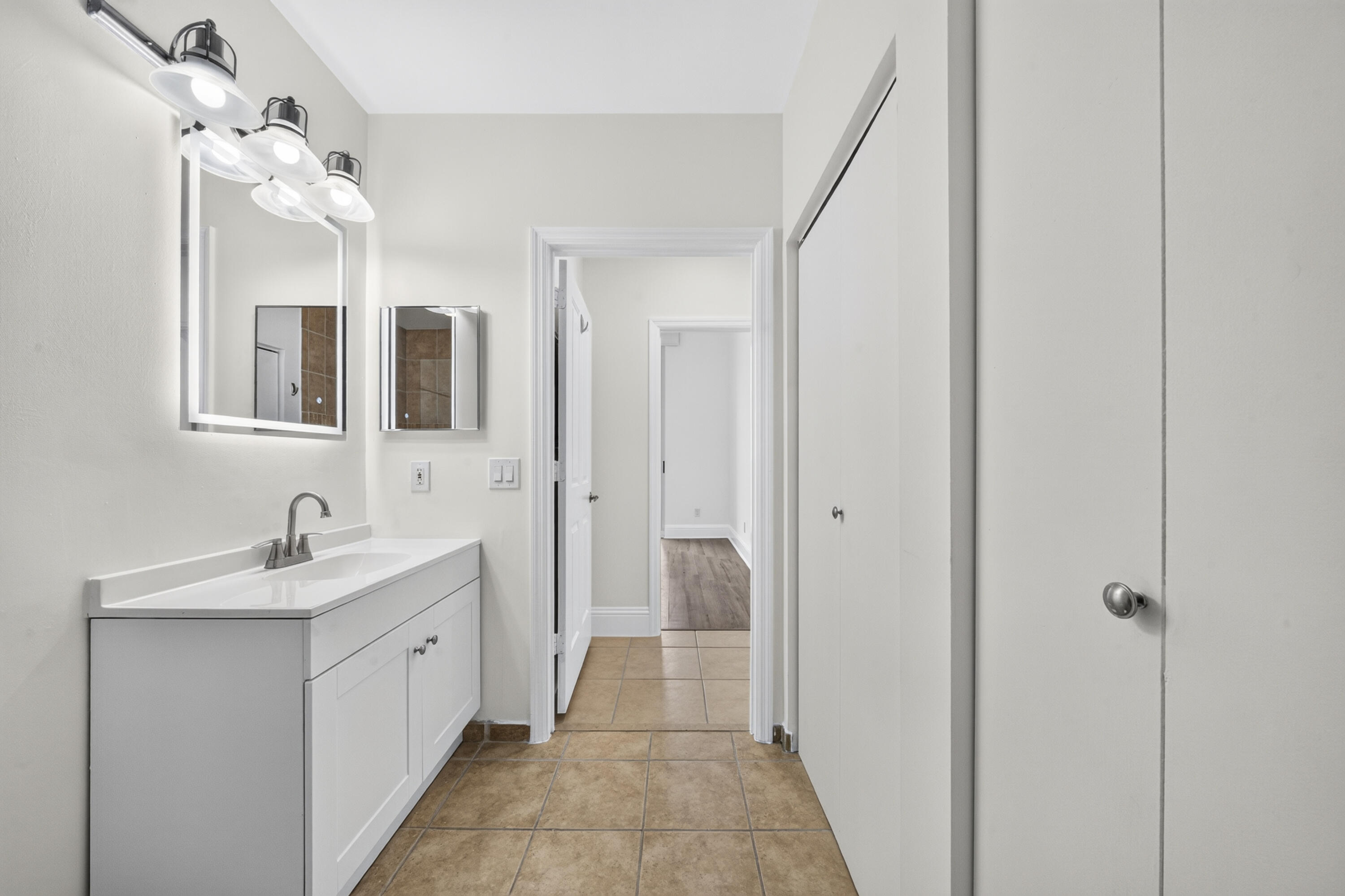 NURIVER LANDING CONDO - Residential