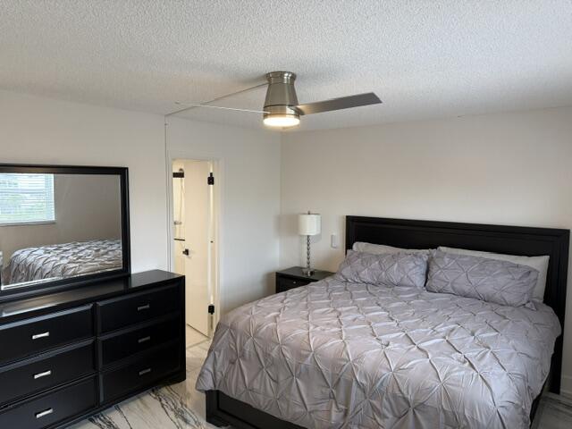 MEADOWBROOK LAKES CONDO - Residential Lease