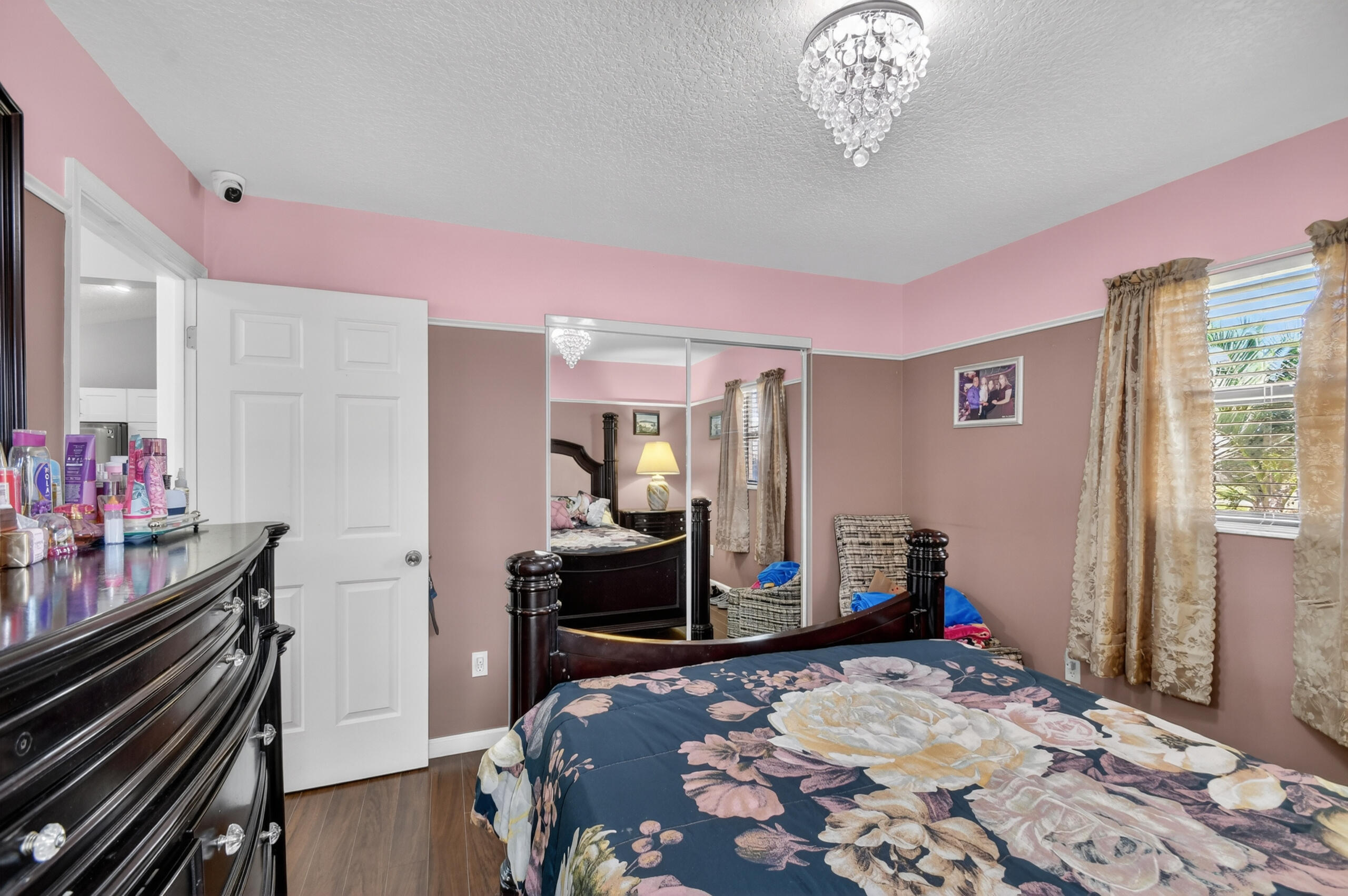 WOODLAND CREEK 1 - Residential