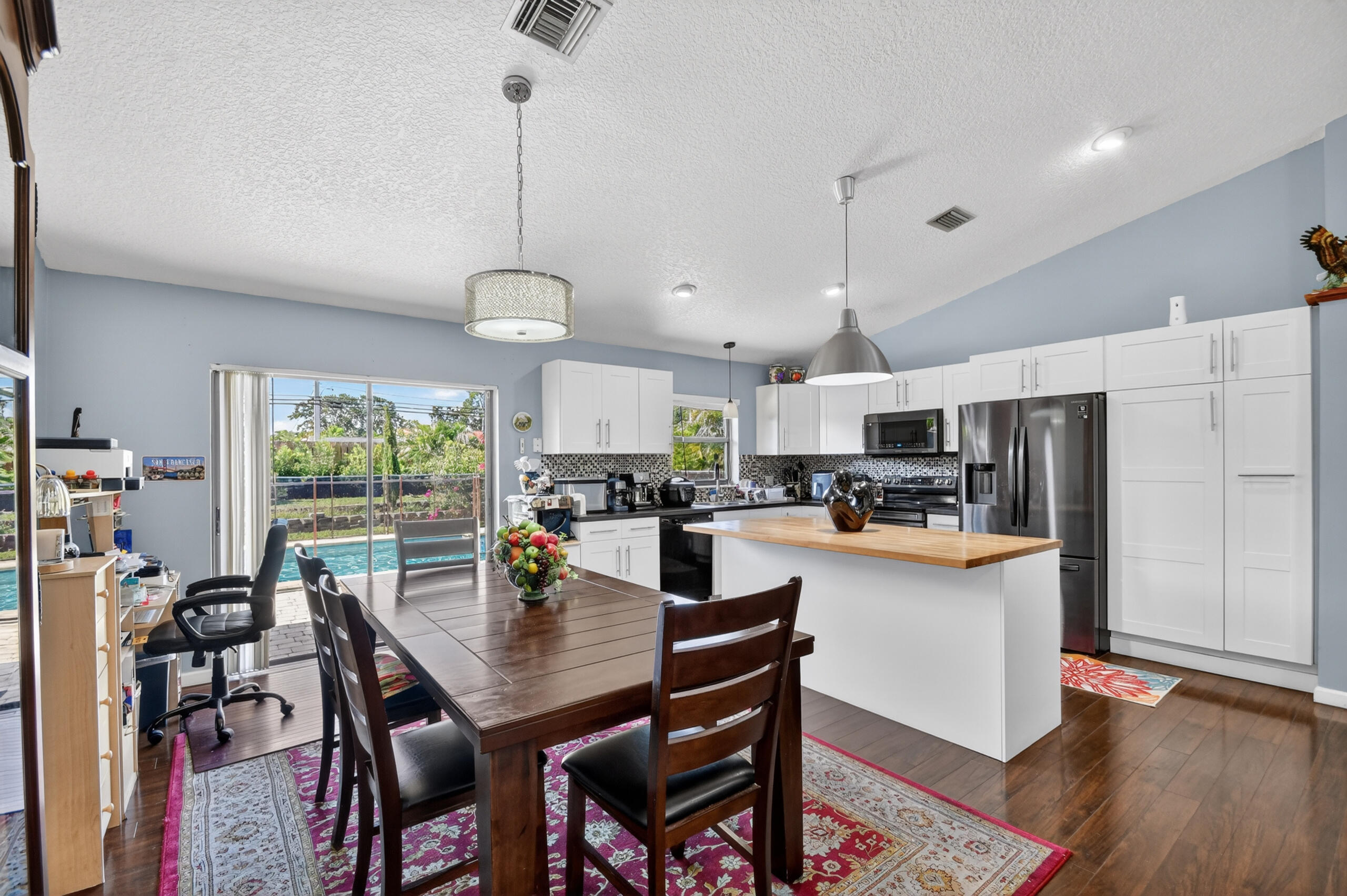 WOODLAND CREEK 1 - Residential