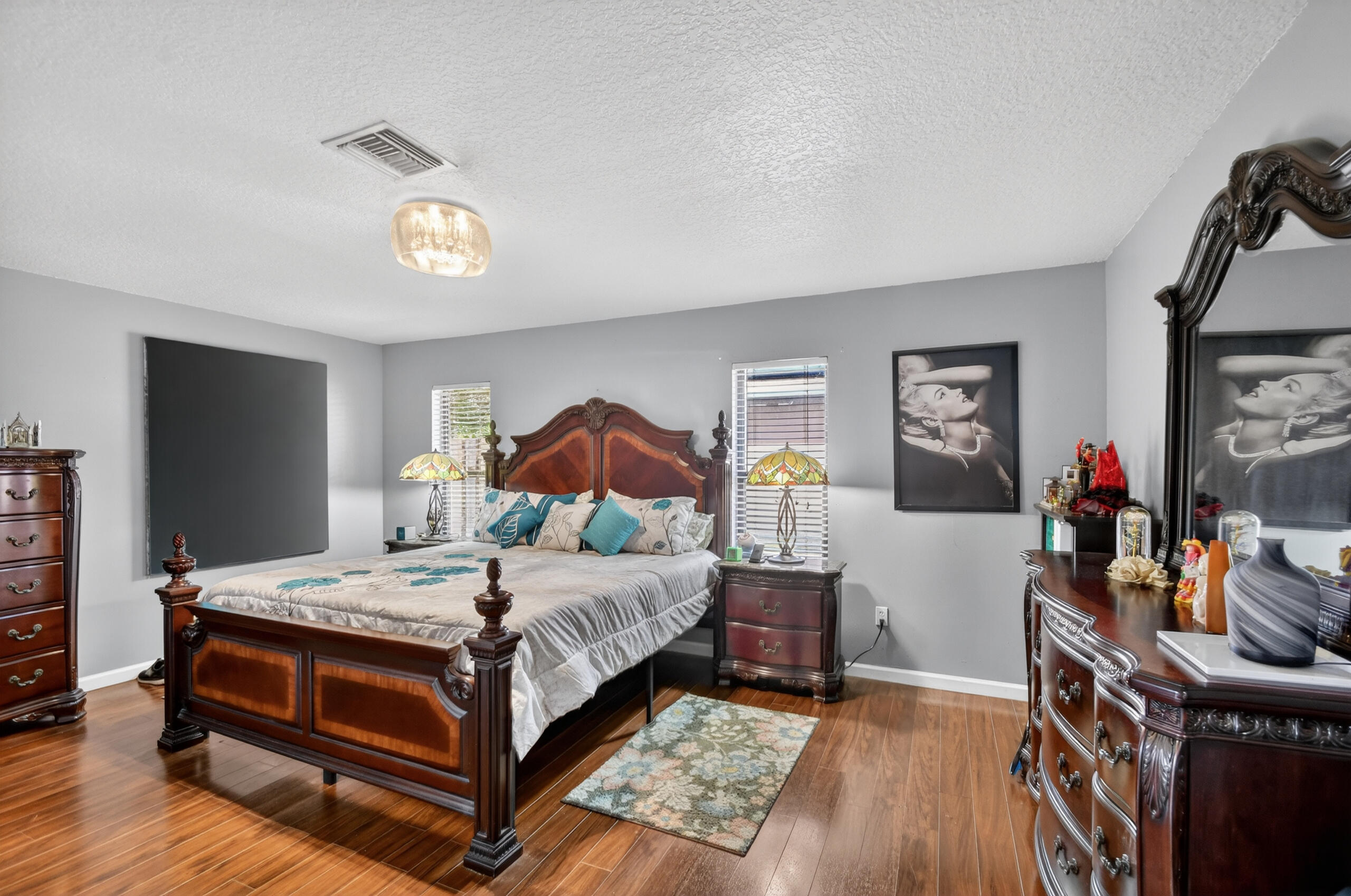 WOODLAND CREEK 1 - Residential