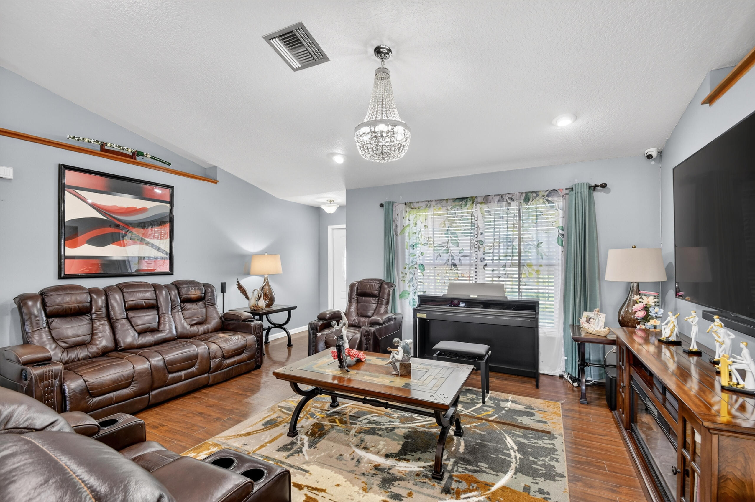WOODLAND CREEK 1 - Residential