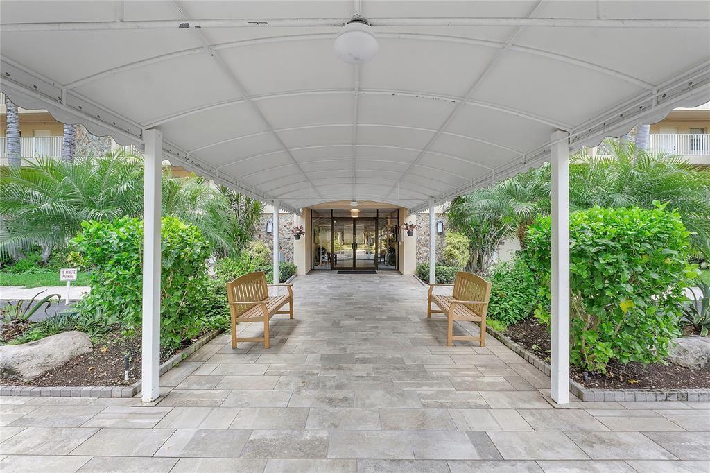 NO 123 PALM-AIRE COUNTRY CLUB - Residential