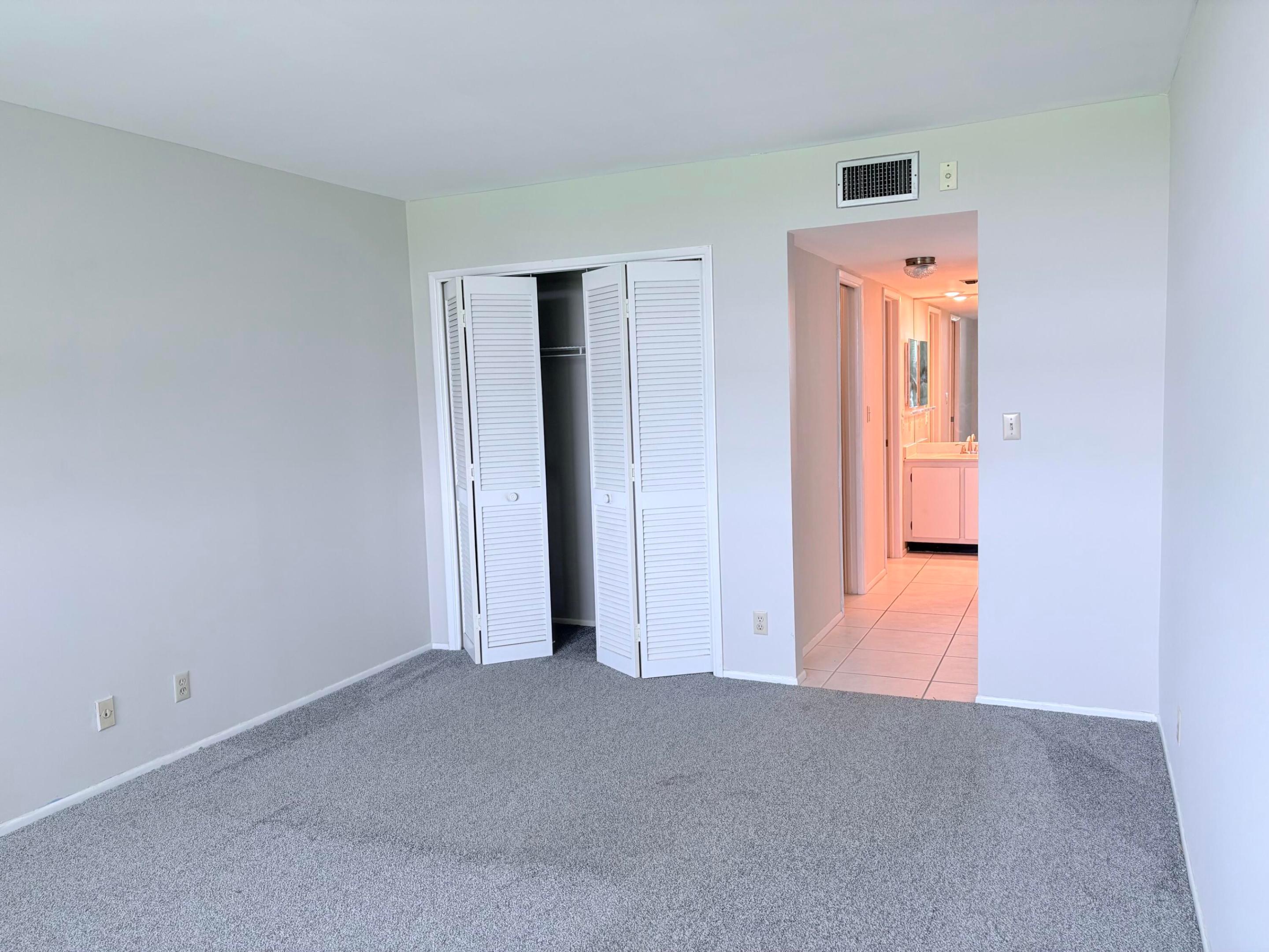 NO 123 PALM-AIRE COUNTRY CLUB - Residential