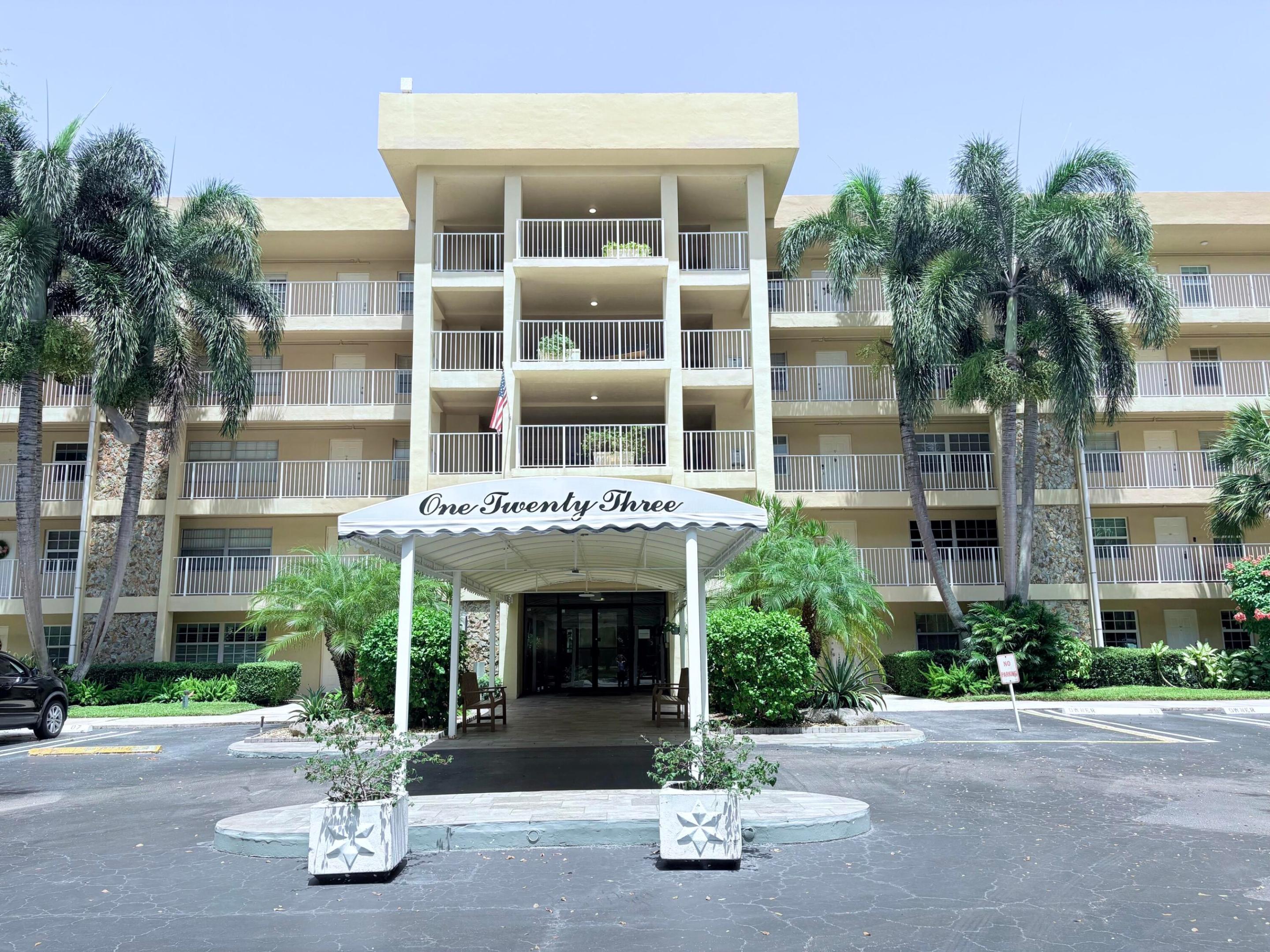 NO 123 PALM-AIRE COUNTRY CLUB - Residential