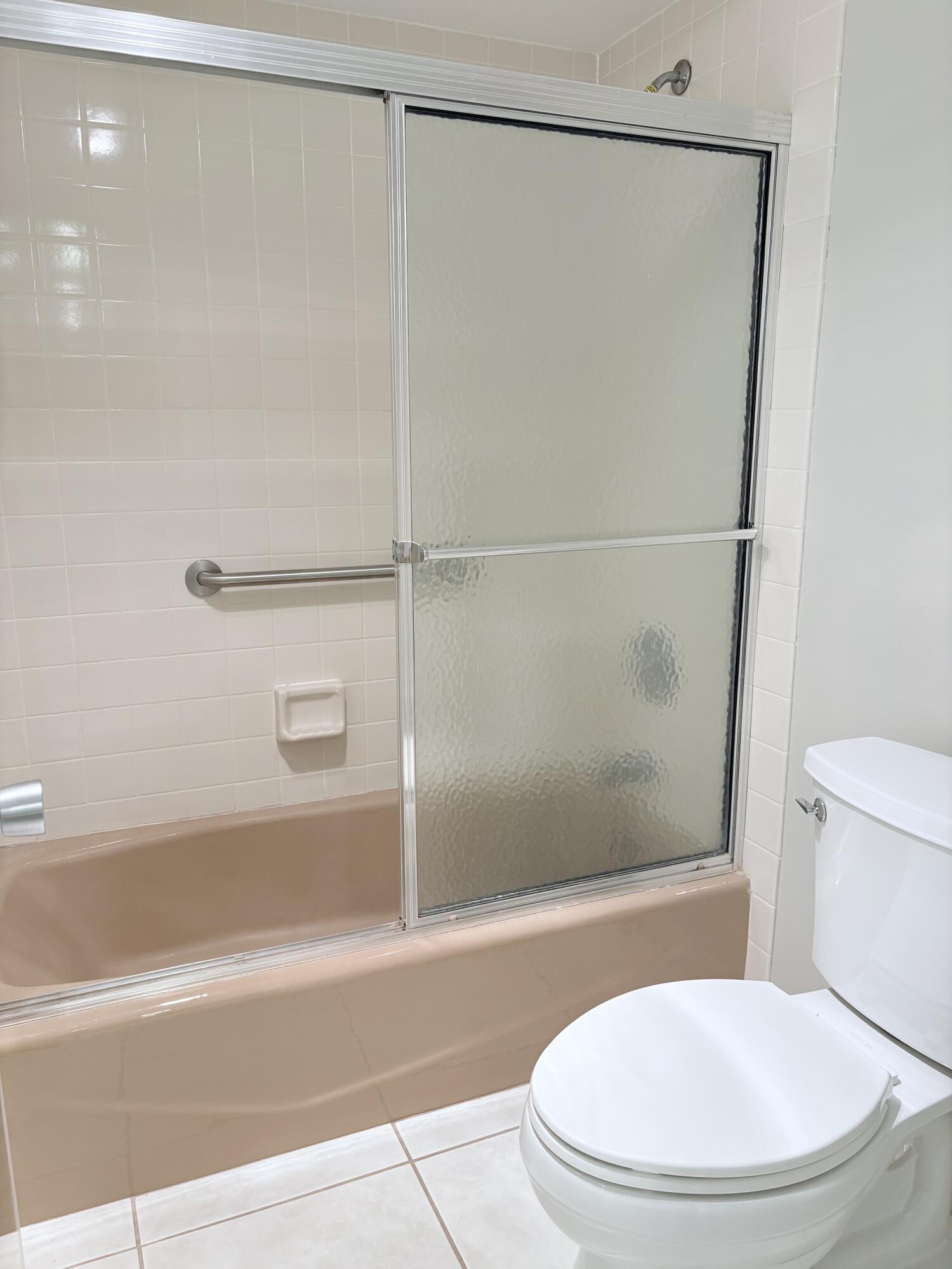 NO 123 PALM-AIRE COUNTRY CLUB - Residential