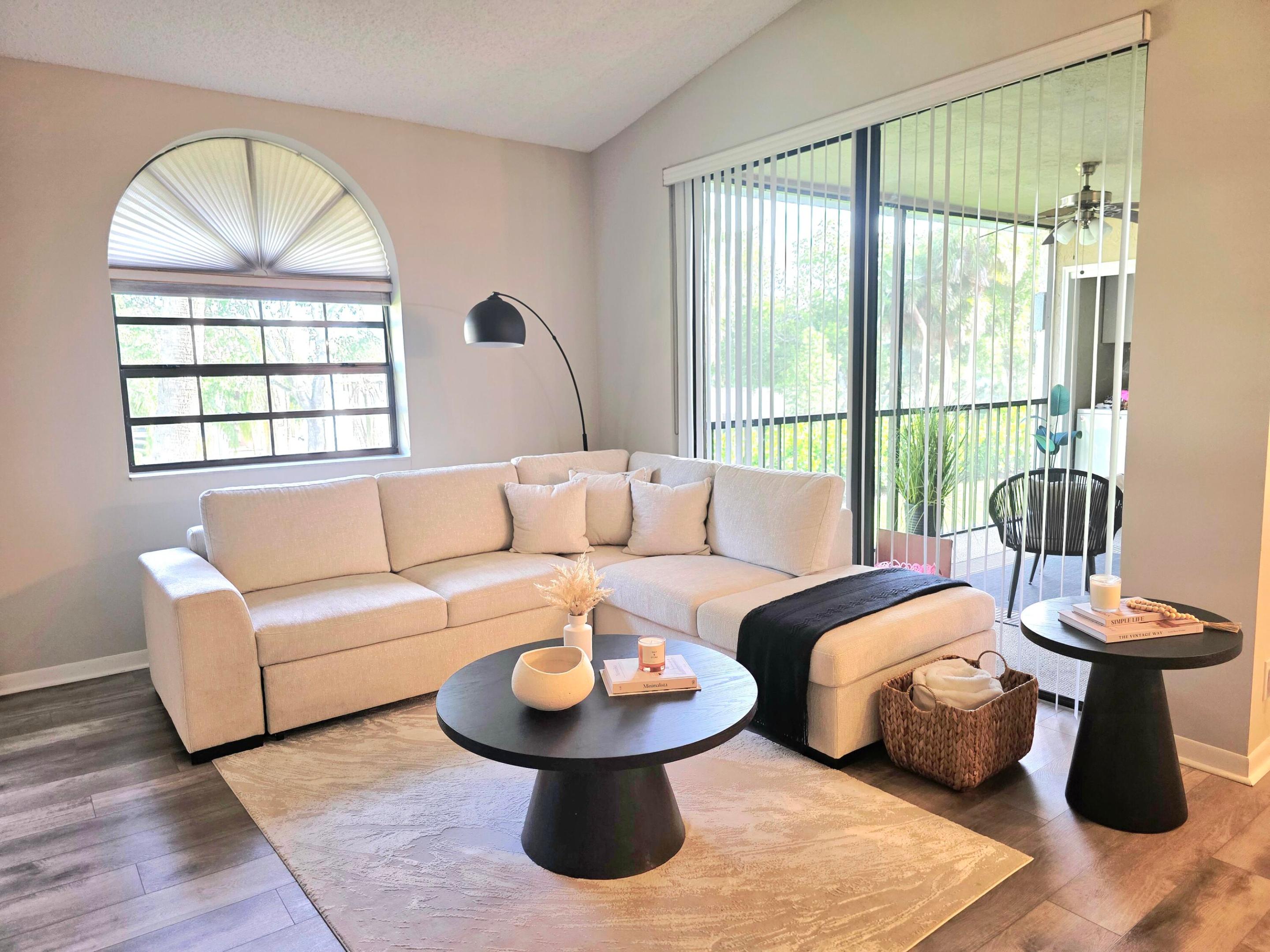 PLATINA / ALEXANDRA VILLAGE - Residential
