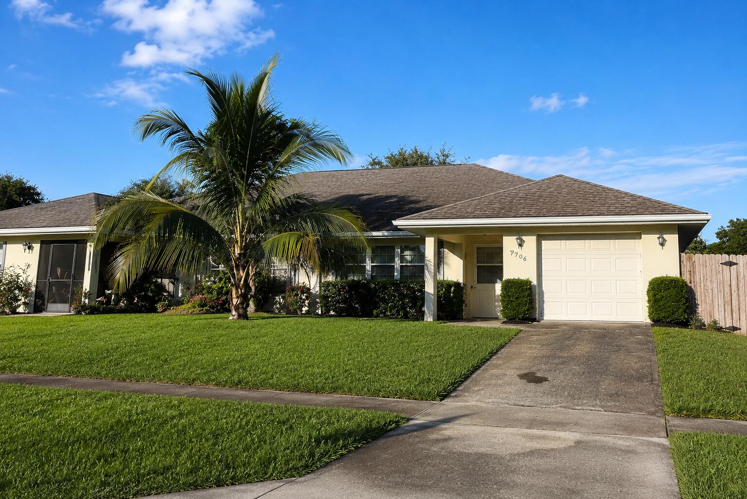 SOUTH SHORE 4 OF WELLINGTON - Residential Lease