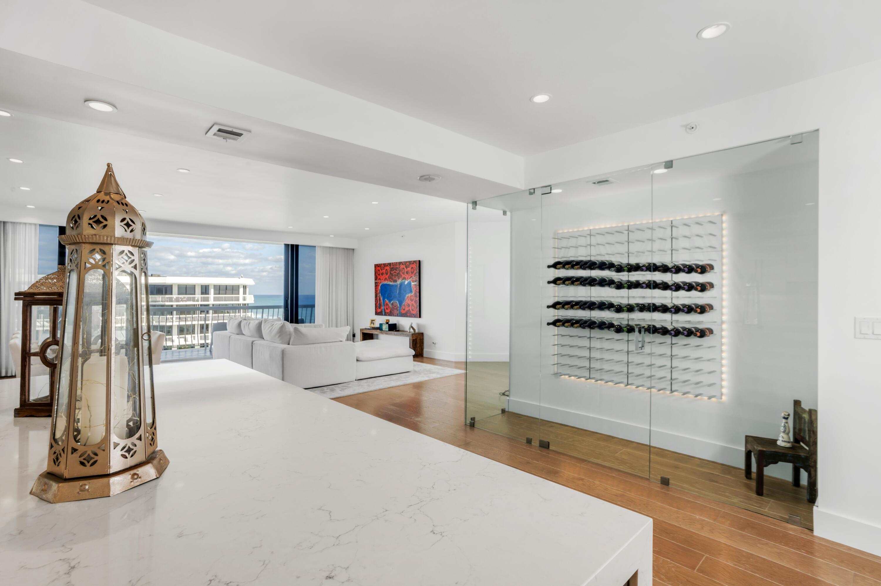 TWENTY ONE HUNDRED CONDO - Residential