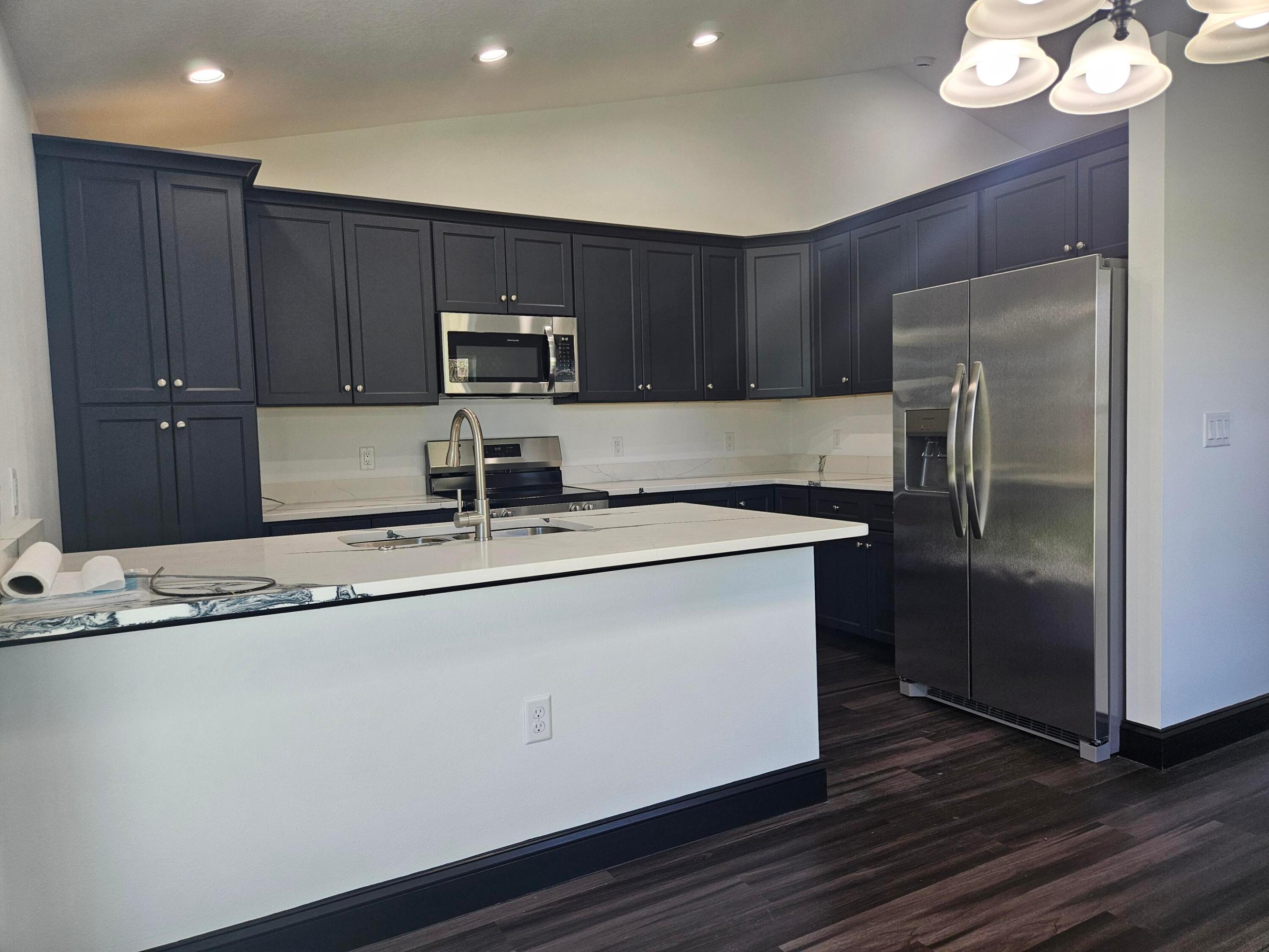 KINGS BAY - Residential Lease