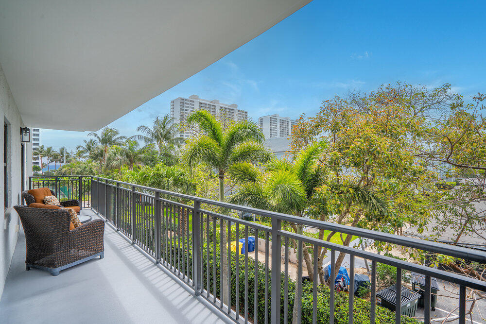 GREENBRIAR CONDO - Residential Lease