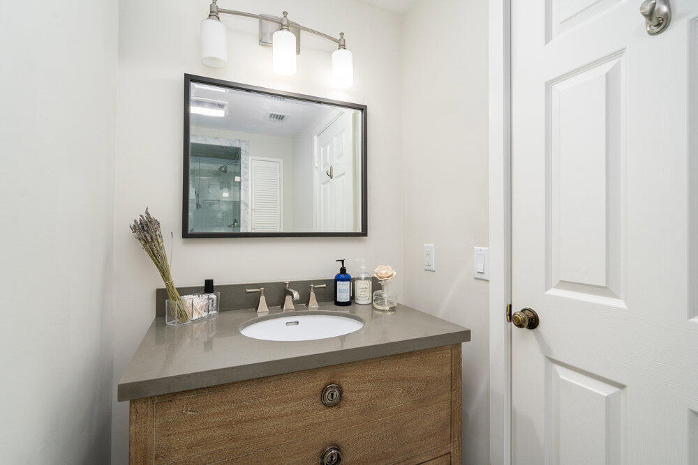 GREENBRIAR CONDO - Residential Lease