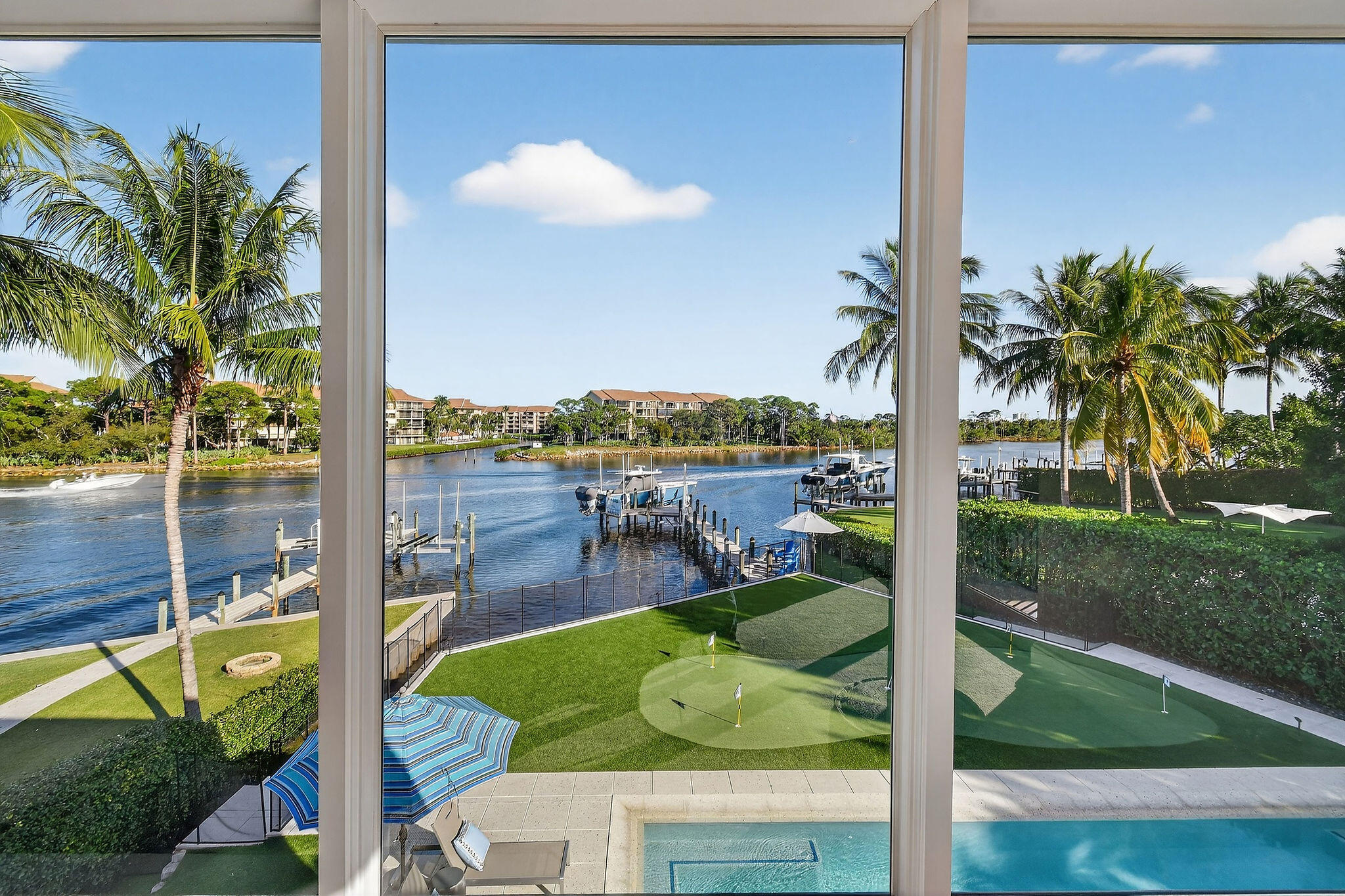HARBOR PLACE - Residential