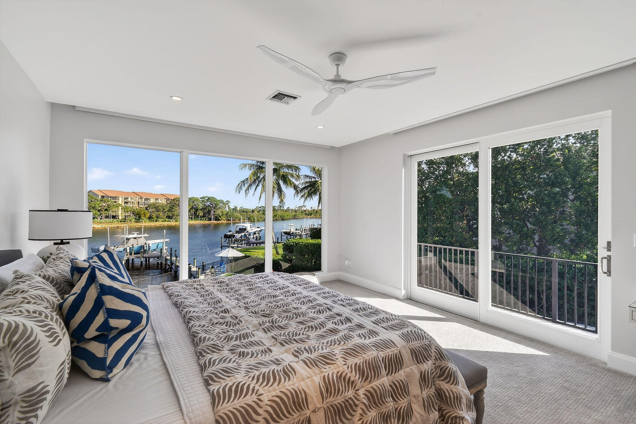 HARBOR PLACE - Residential