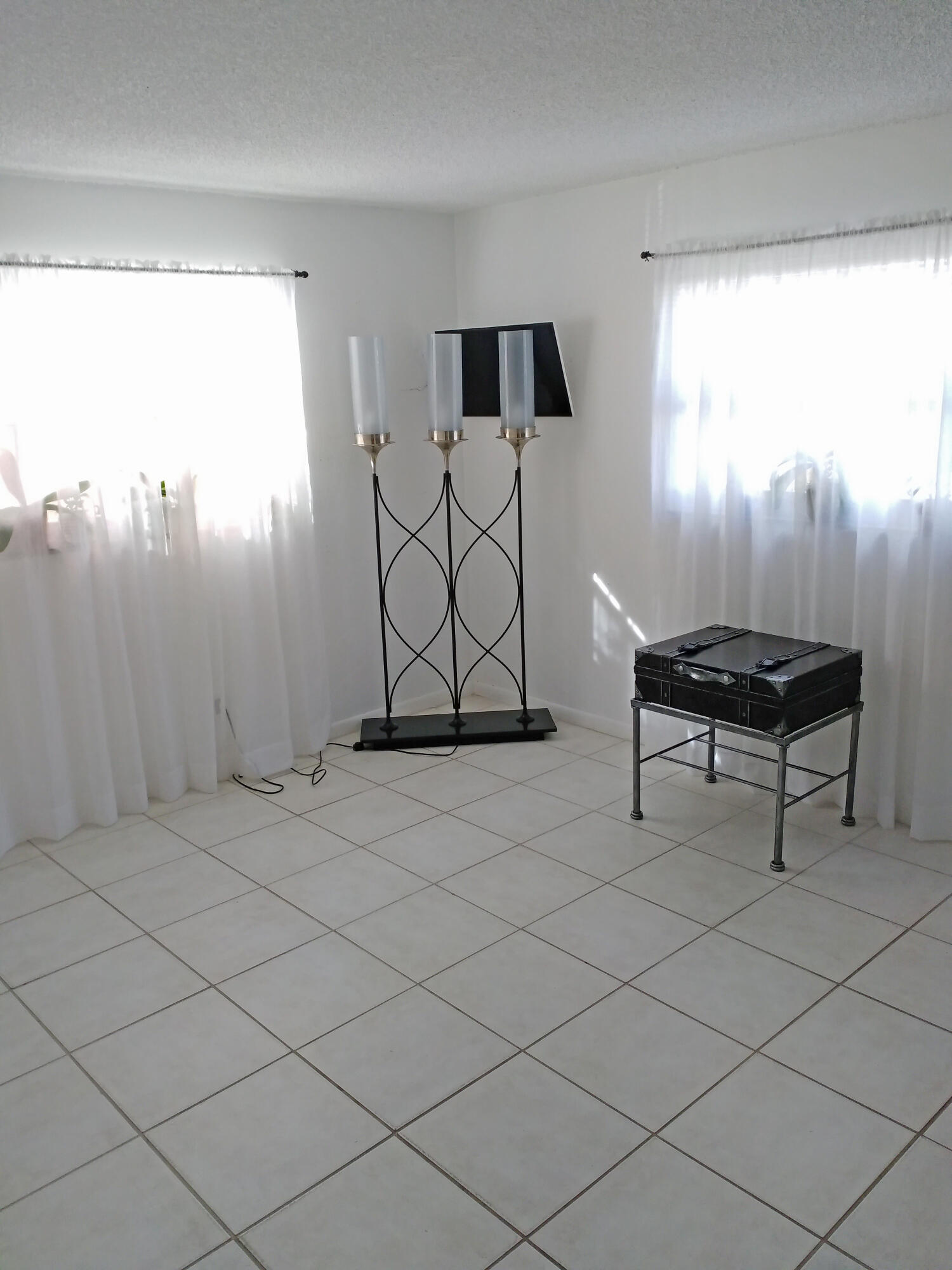 MILLICENT CONDO LTS 4,5 AND 6 BLK 3 TWN OF BOY - Residential