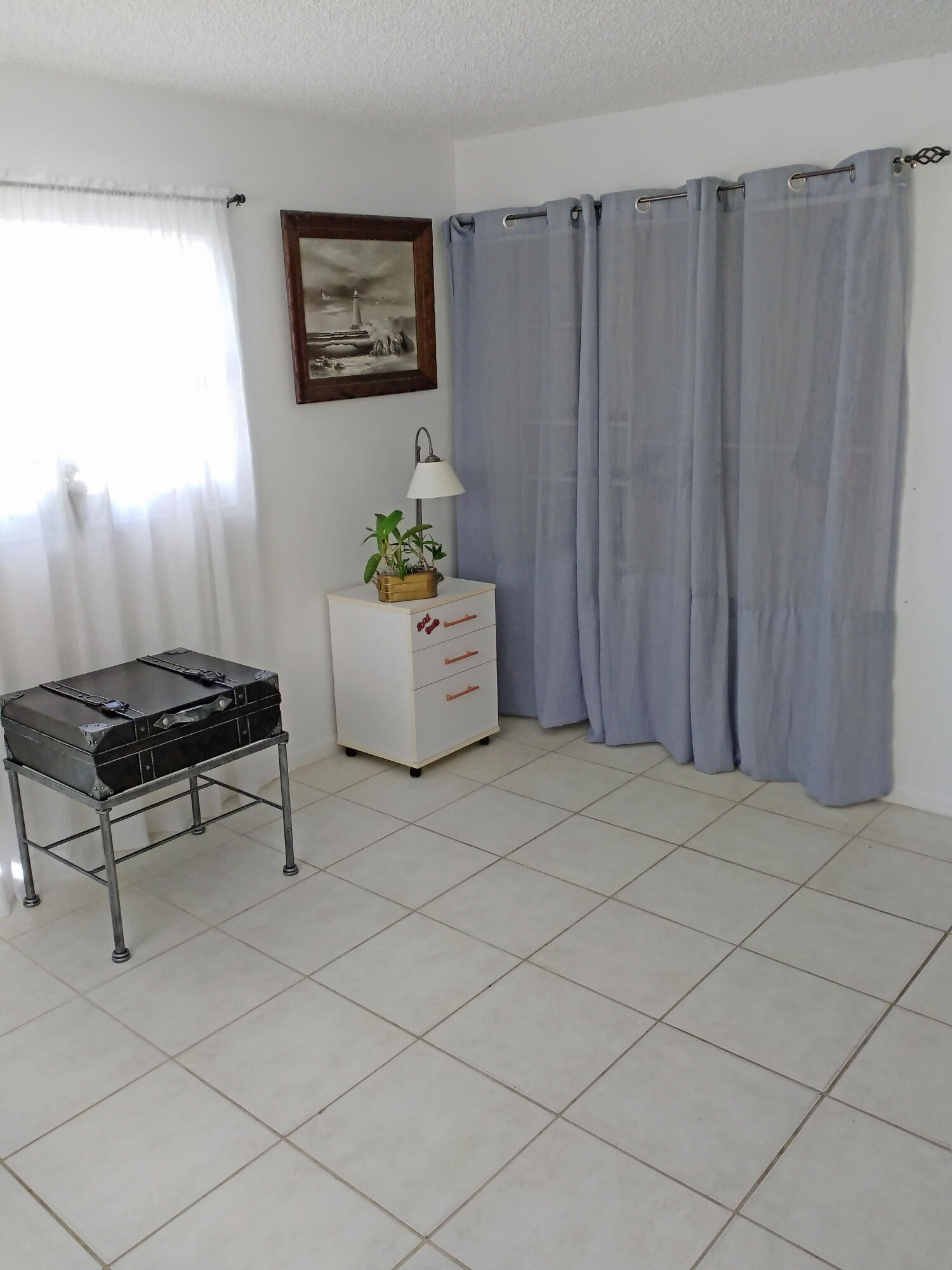MILLICENT CONDO LTS 4,5 AND 6 BLK 3 TWN OF BOY - Residential