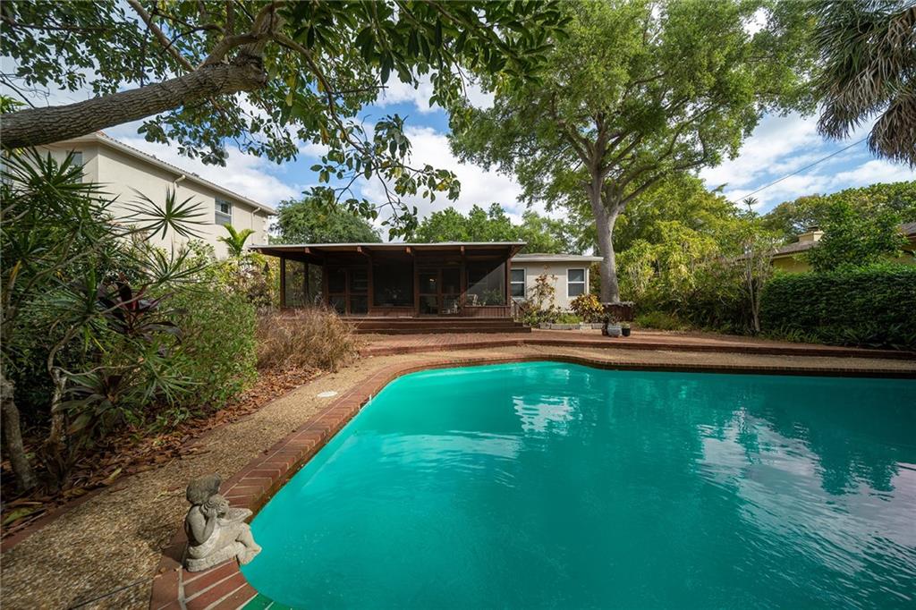 Rio Vista Isles - Residential