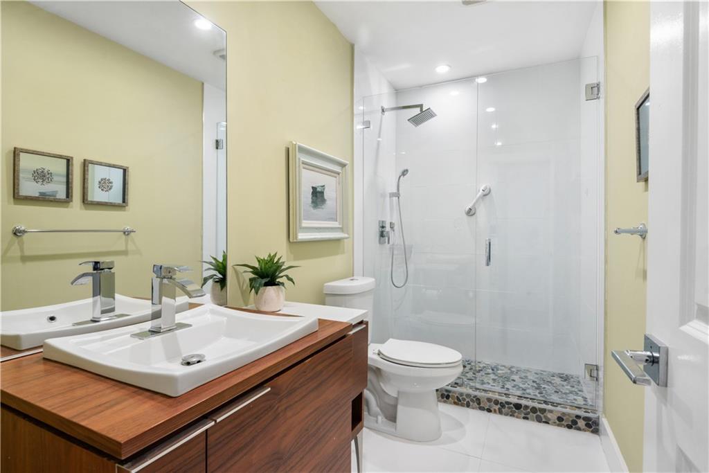 Rivercrest - Residential