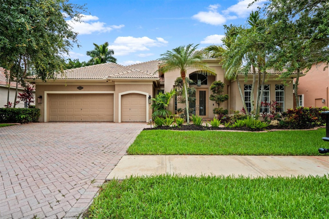 Rolling Hills Golf Estate - Residential