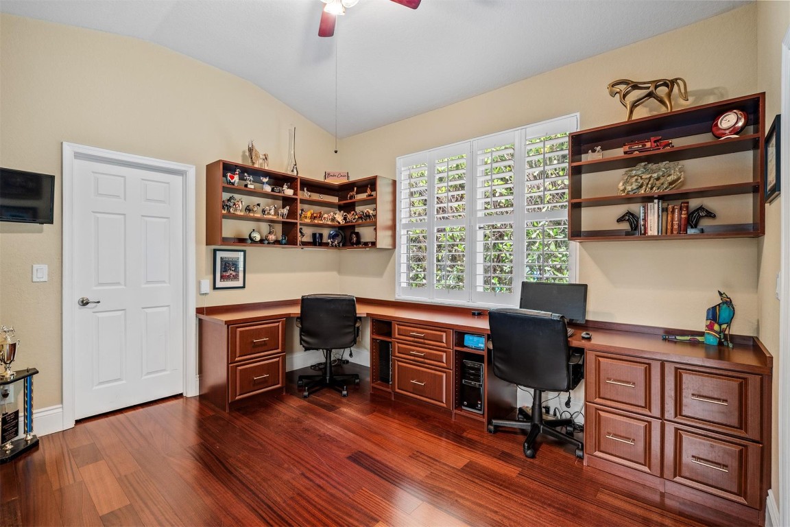 Rolling Hills Golf Estate - Residential