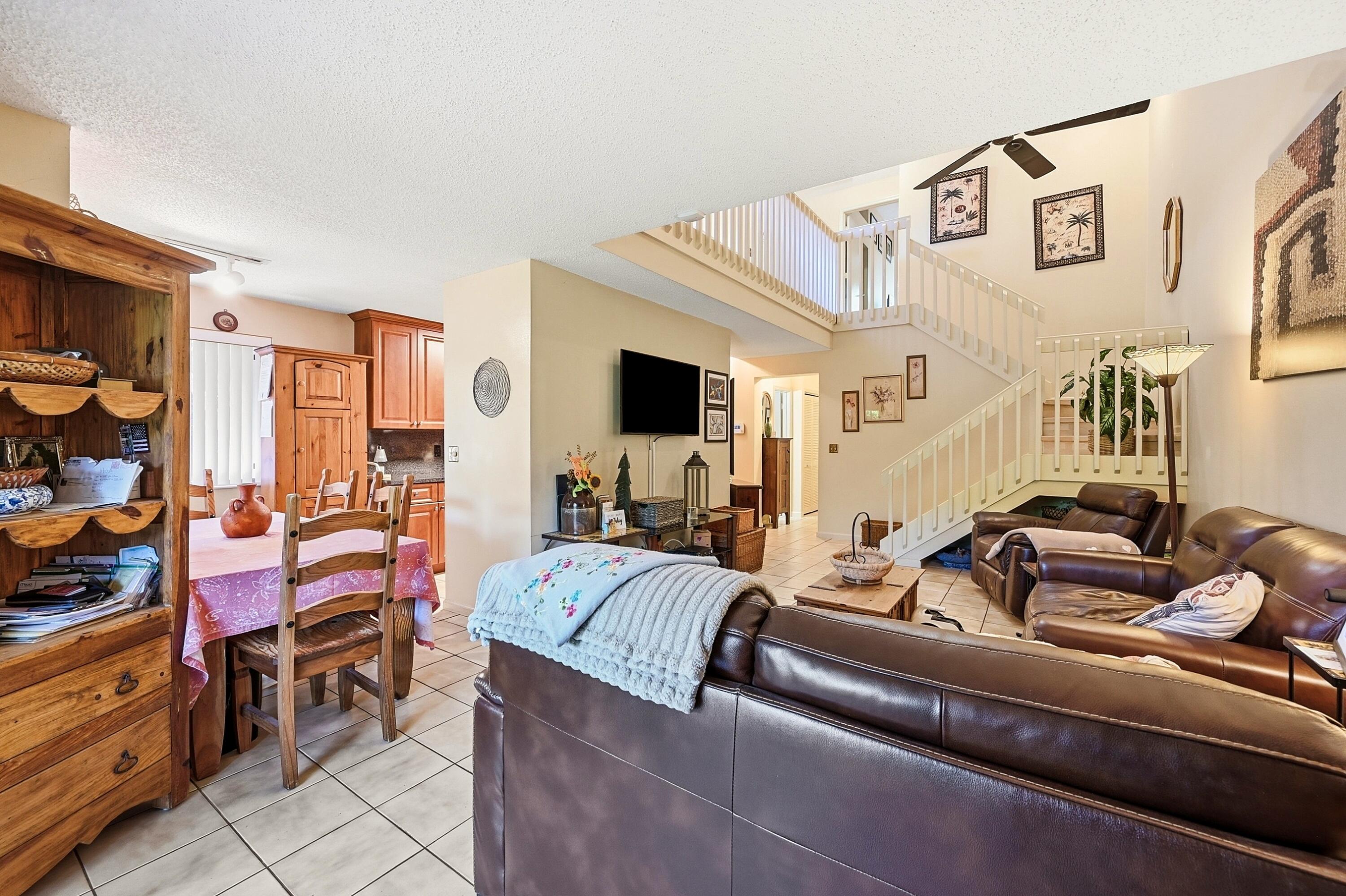 CORAL POINT NORTH - Residential