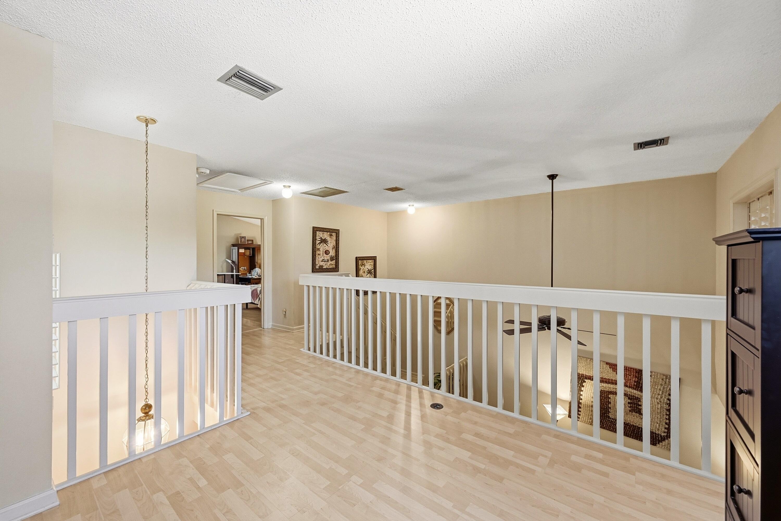 CORAL POINT NORTH - Residential