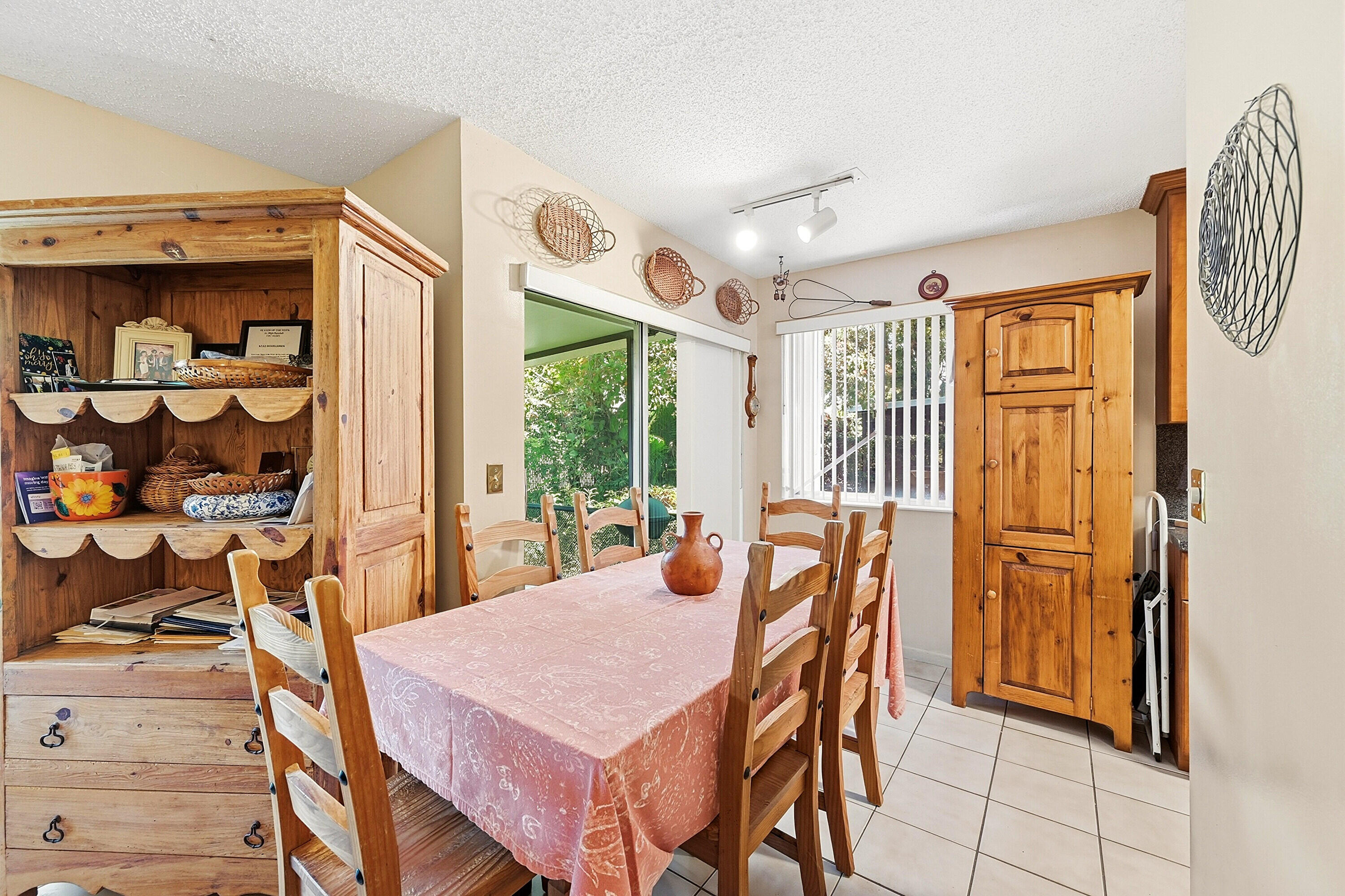 CORAL POINT NORTH - Residential