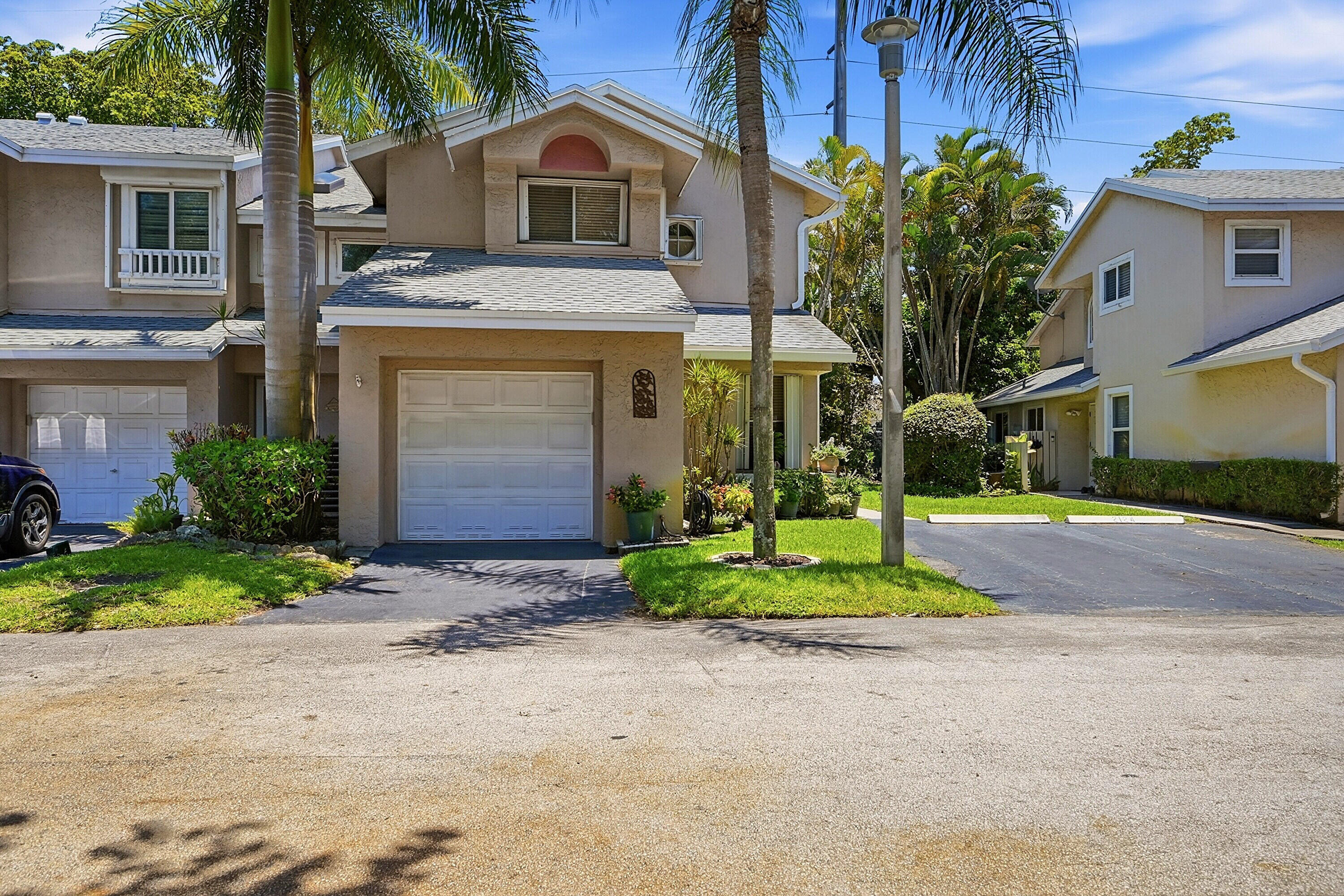 CORAL POINT NORTH - Residential