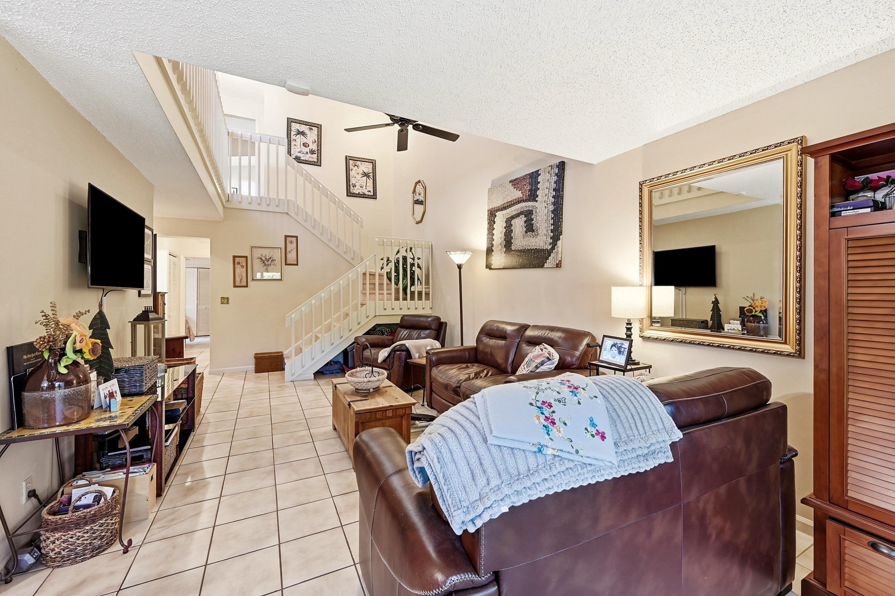 CORAL POINT NORTH - Residential