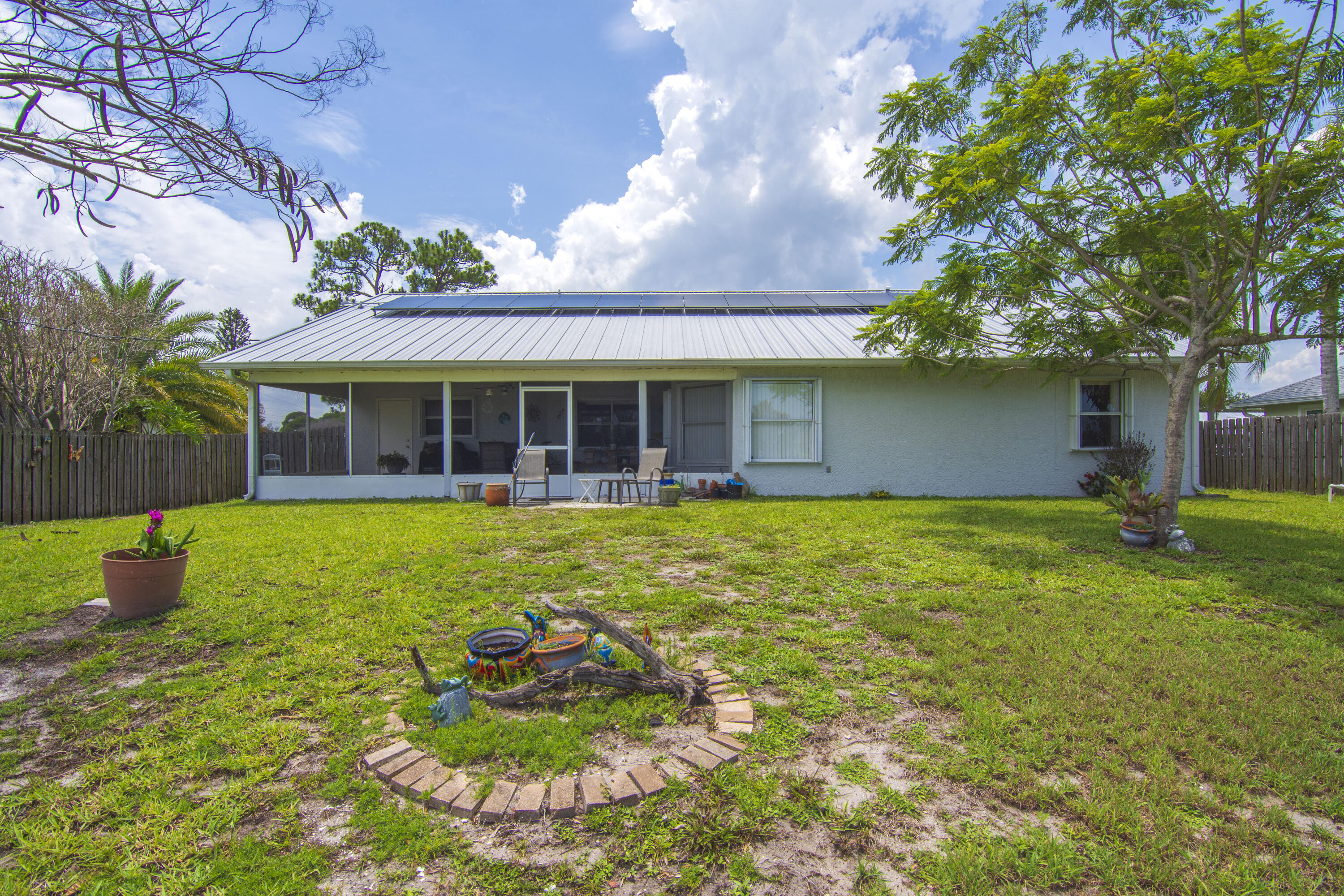 SEBASTIAN HIGHLANDS UNIT 15 - Residential