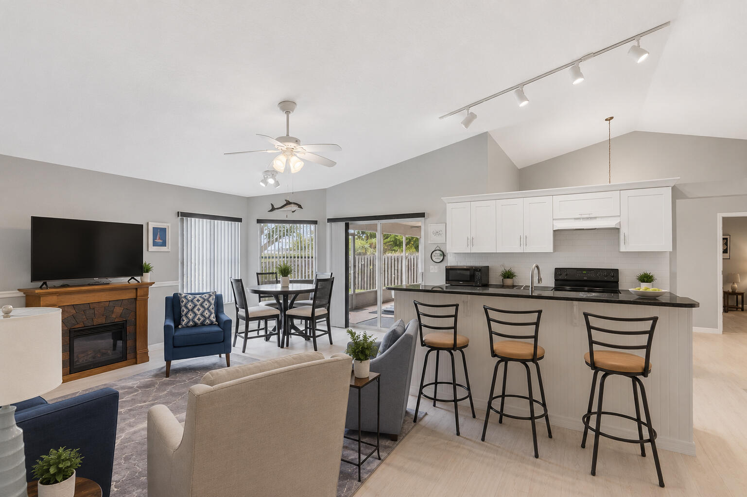 SEBASTIAN HIGHLANDS UNIT 15 - Residential