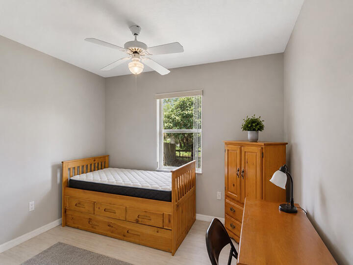 SEBASTIAN HIGHLANDS UNIT 15 - Residential