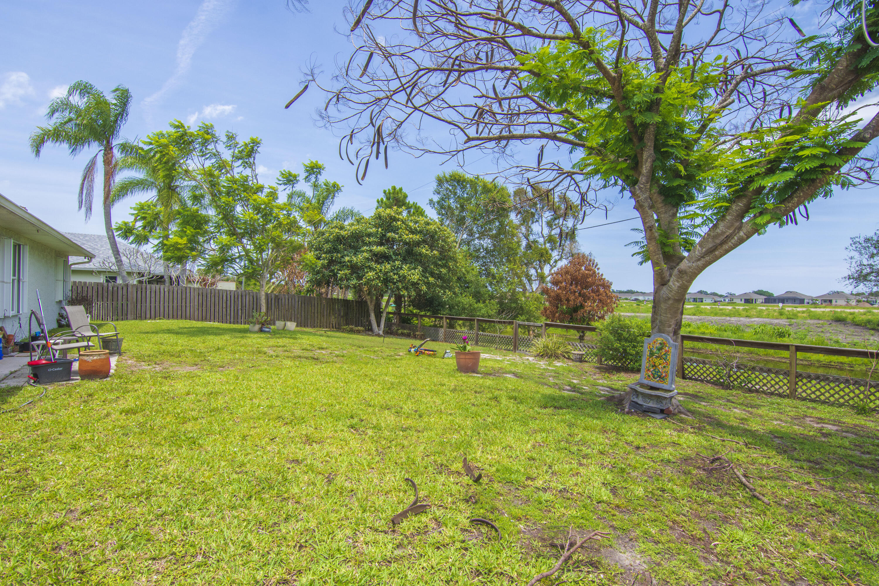 SEBASTIAN HIGHLANDS UNIT 15 - Residential