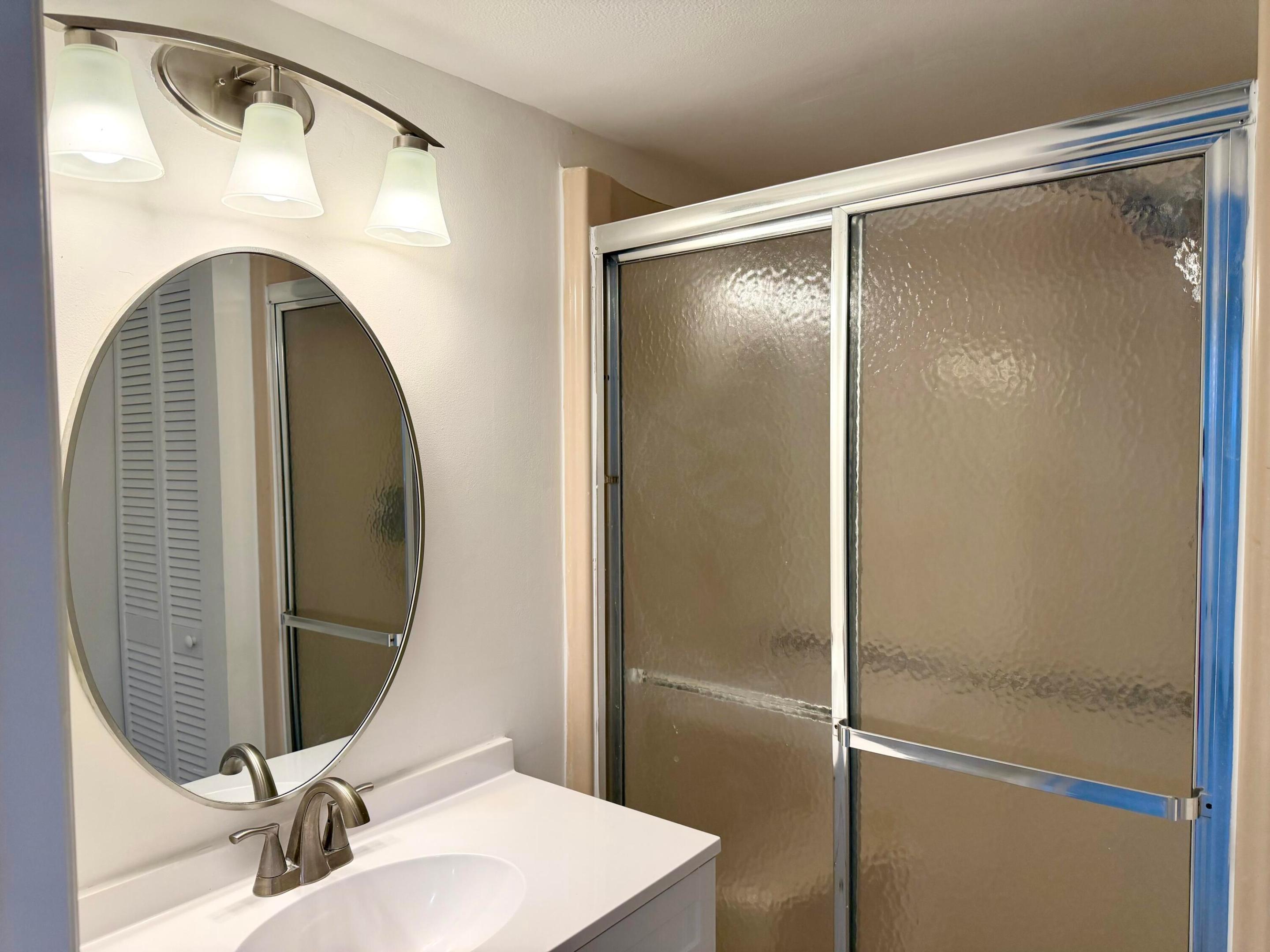 OAK PARK TERRACE UNITS 1-16 - Residential