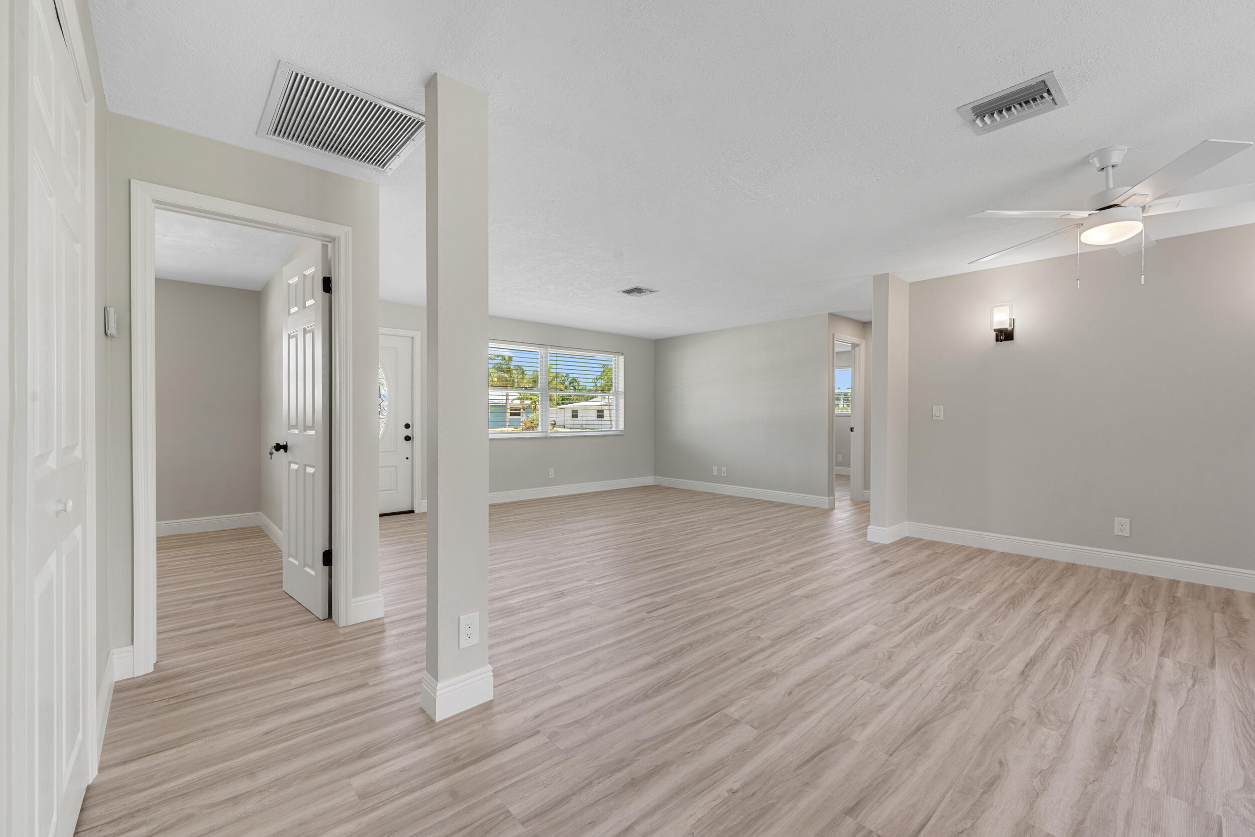 BRENTWOOD - Residential Lease