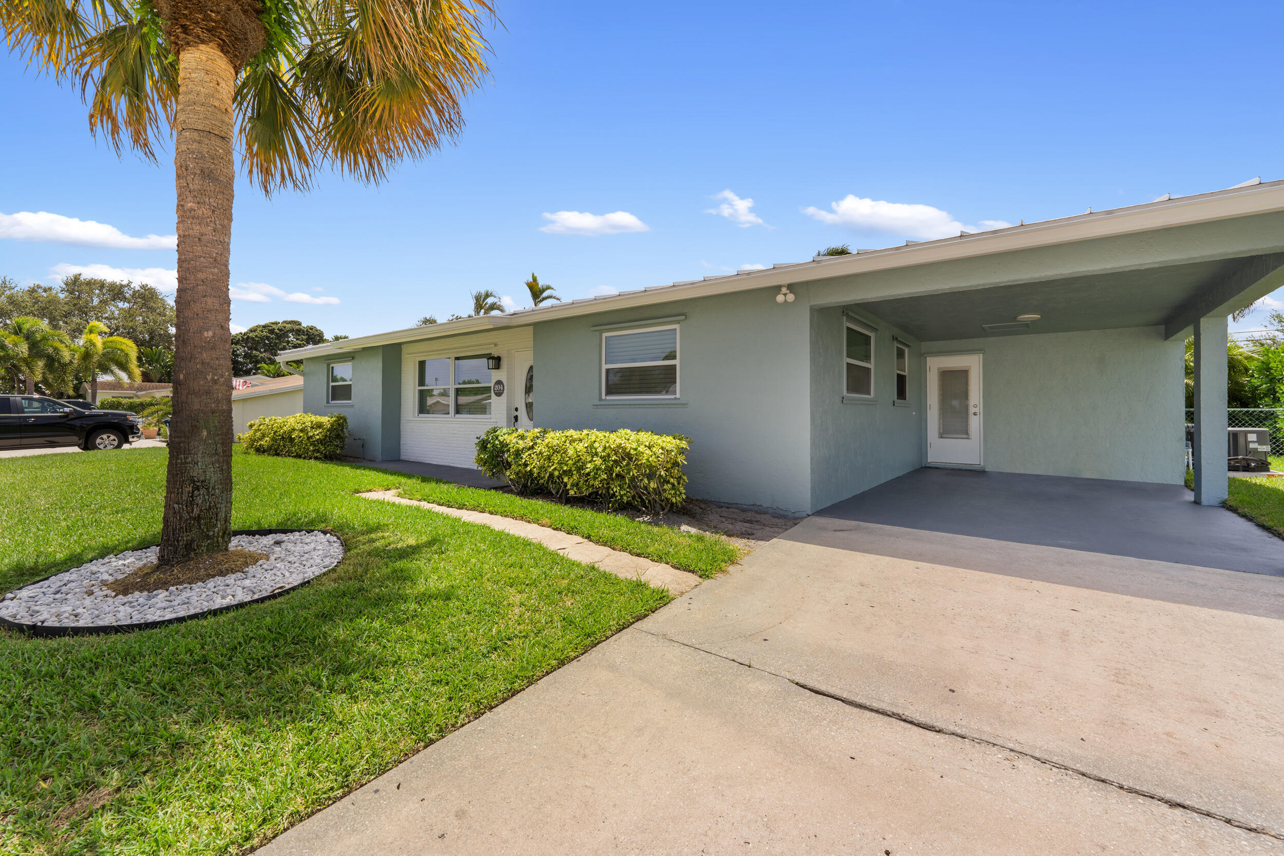 BRENTWOOD - Residential Lease