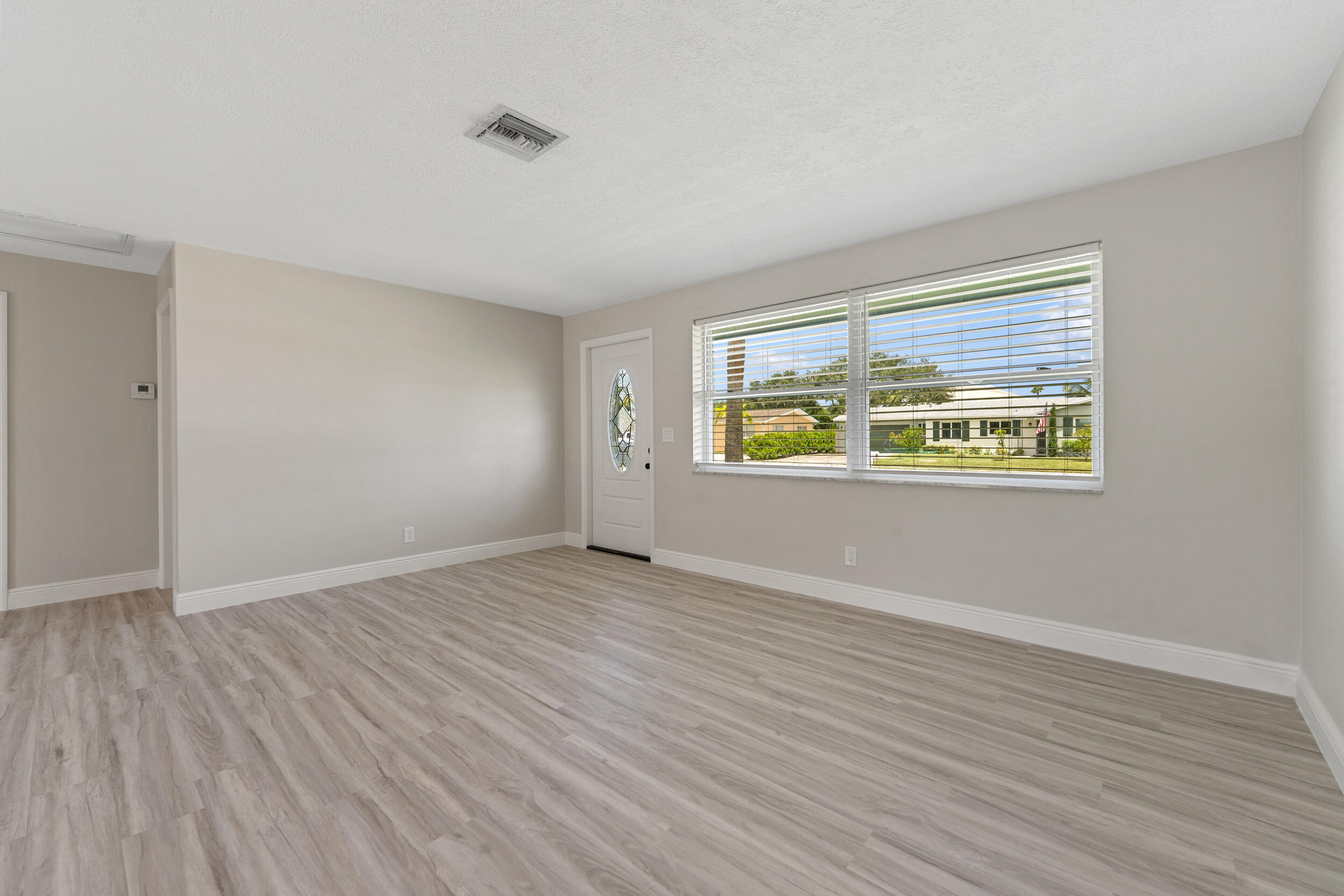 BRENTWOOD - Residential Lease