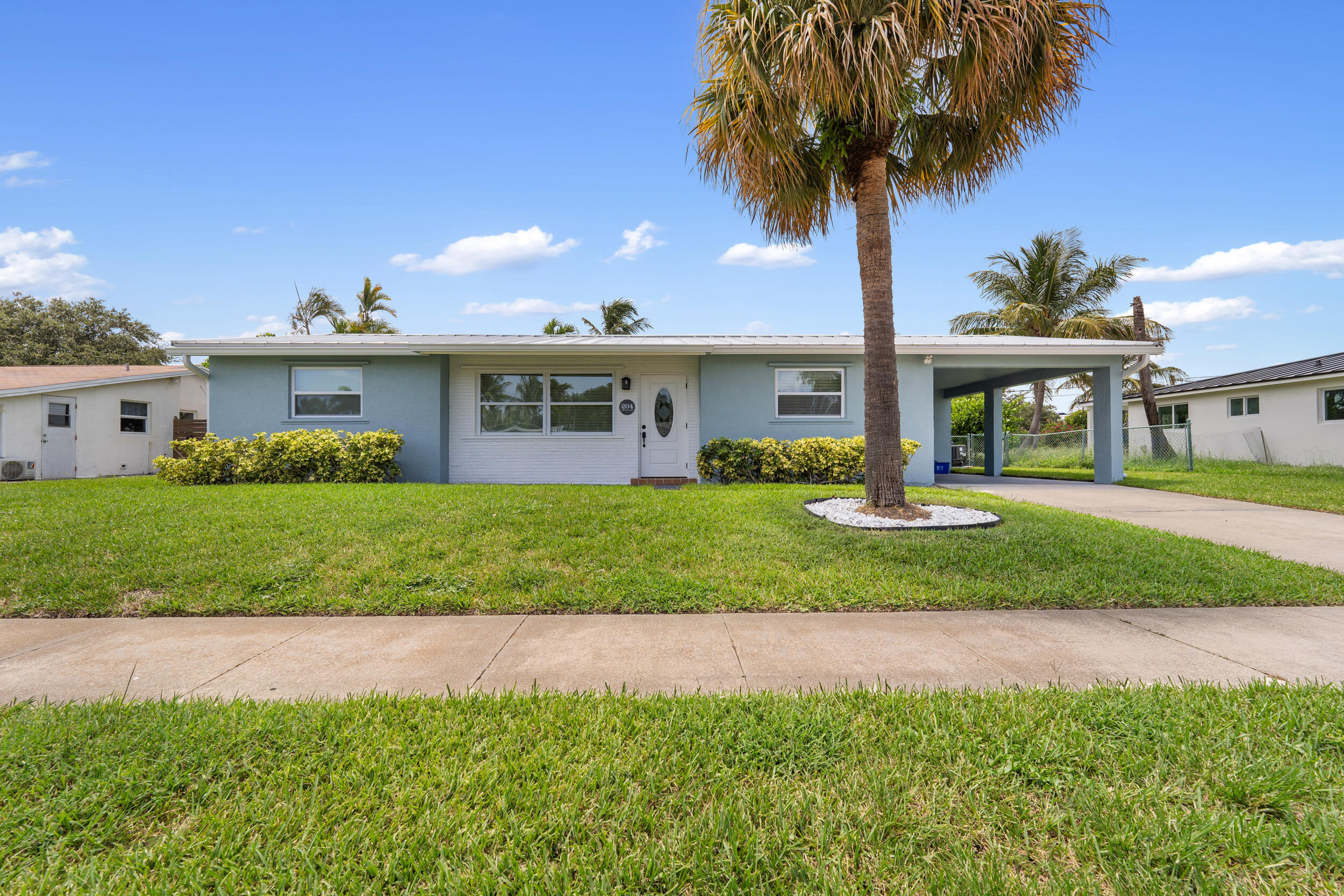 BRENTWOOD - Residential Lease