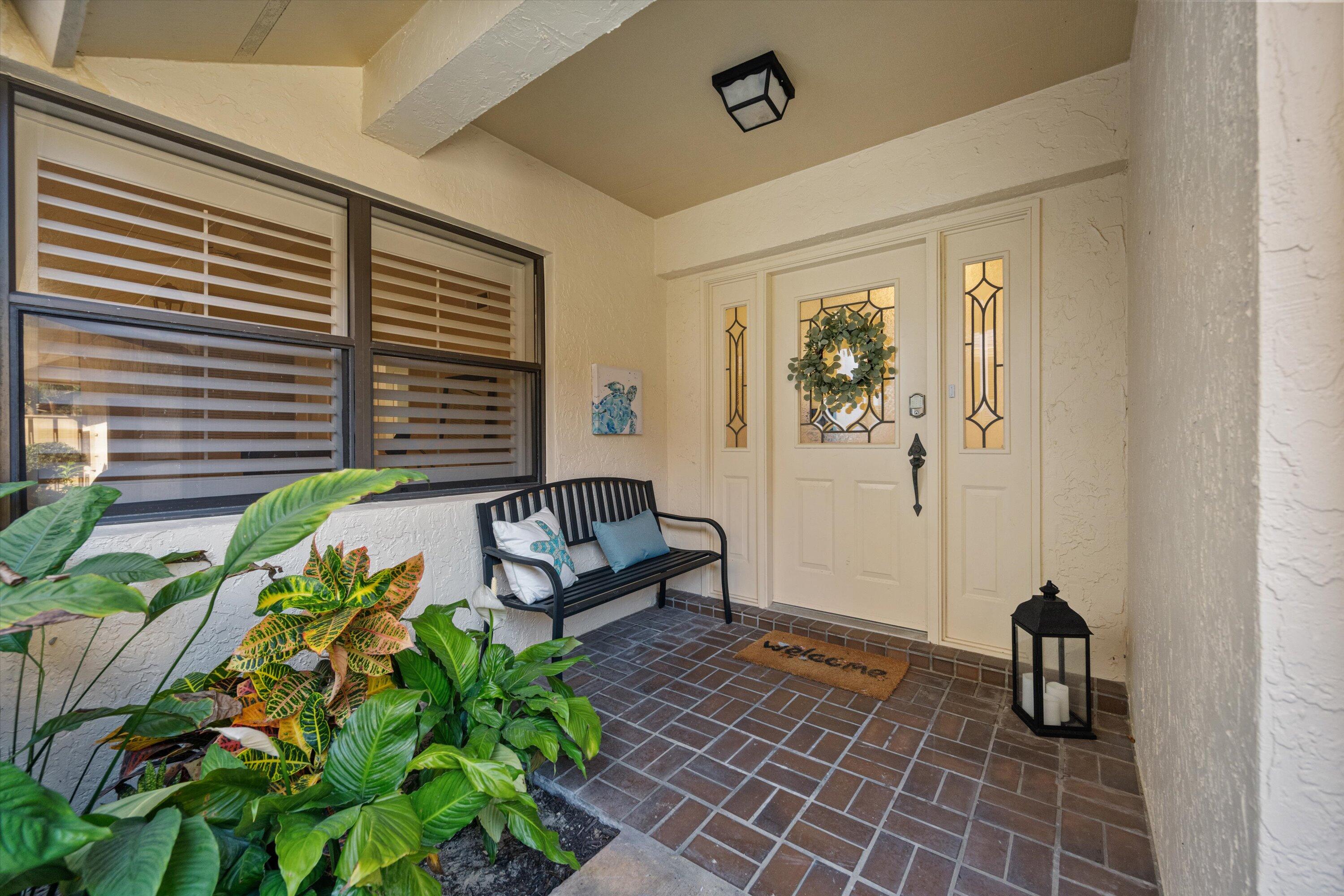 WATERBEND AT JONATHANS LANDING CONDO - Residential