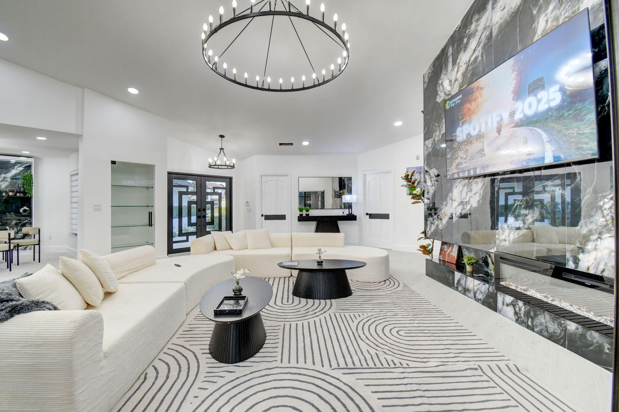 PINEWOOD OF WELLINGTON - Residential