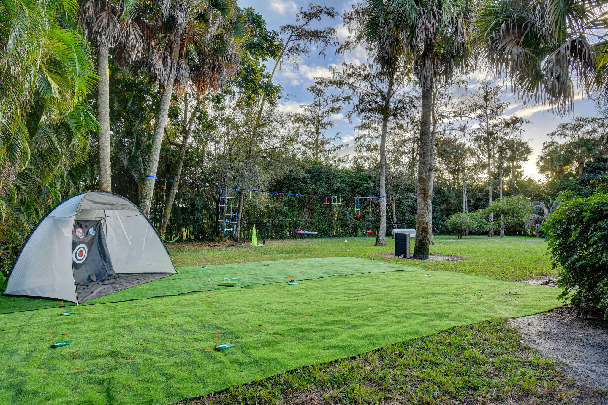 PINEWOOD OF WELLINGTON - Residential
