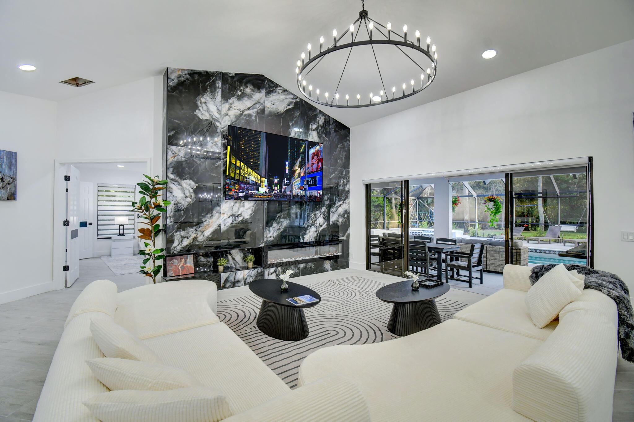 PINEWOOD OF WELLINGTON - Residential