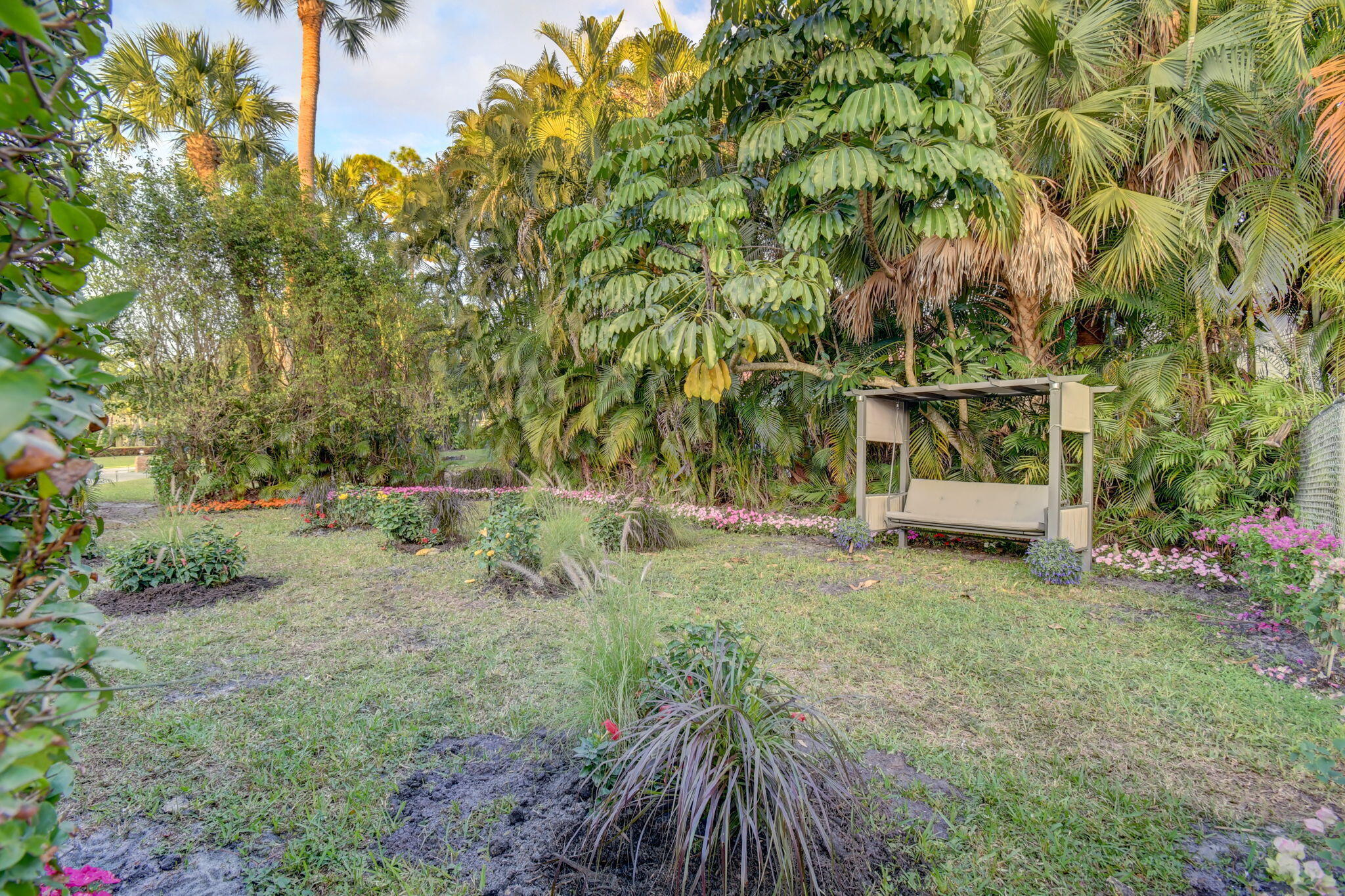 PINEWOOD OF WELLINGTON - Residential