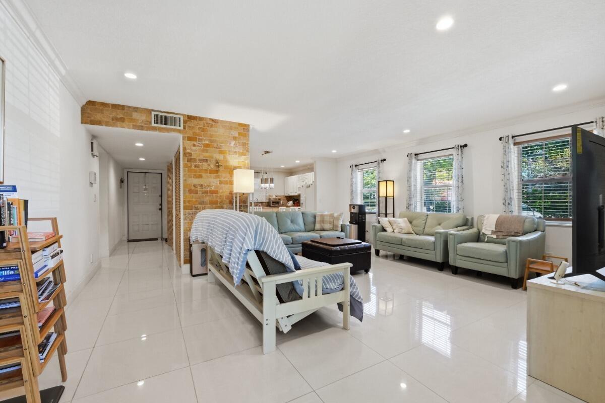 RIVERSIDE ESTATES CONDO - Residential