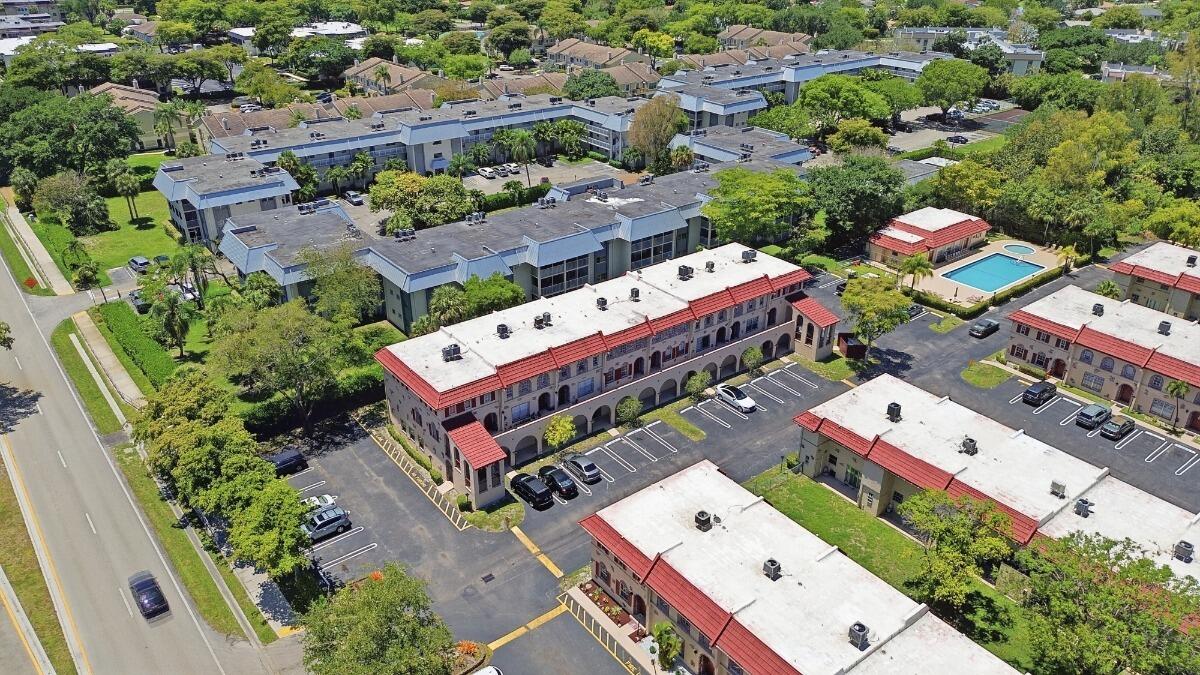 RIVERSIDE ESTATES CONDO - Residential